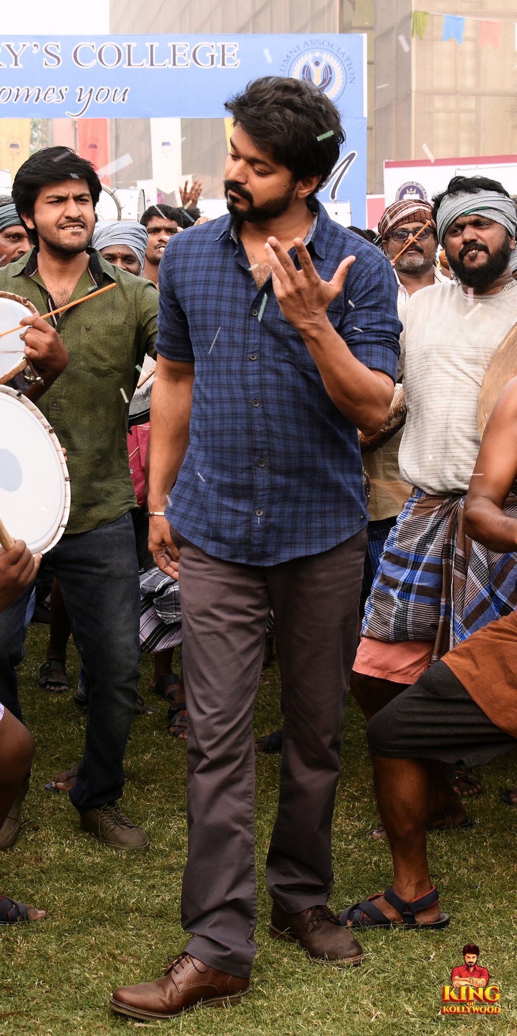 1023x2048 King of Kollywood on X: #VaathiComing HD Wallpaper ✨ More At:. #Master. #Thalapathy65 / X