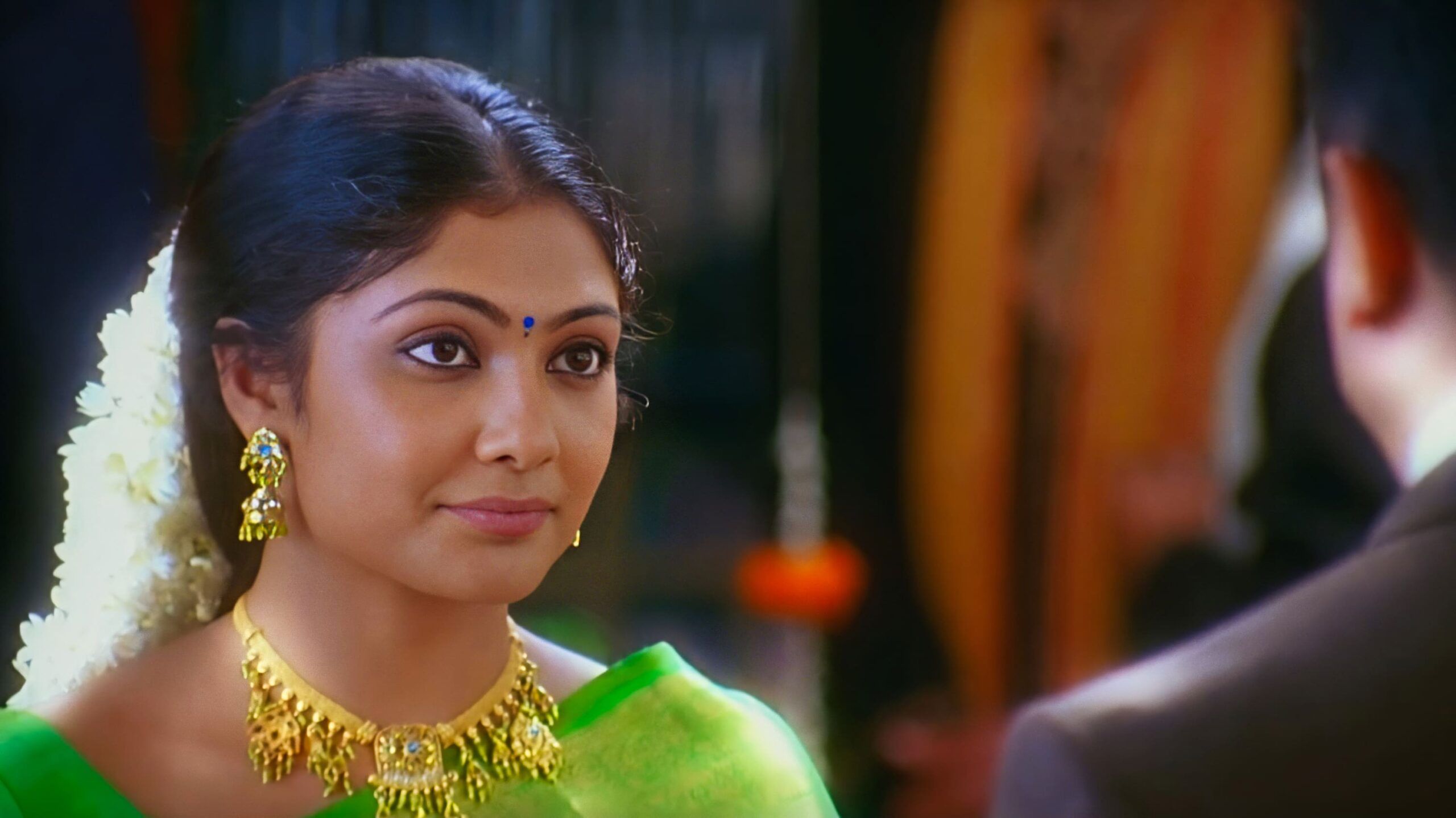 2560x1439 Vettaiyaadu Vilaiyaadu Tamil Movie Streaming Online Watch on Amazon, MX Player, Sun NXT