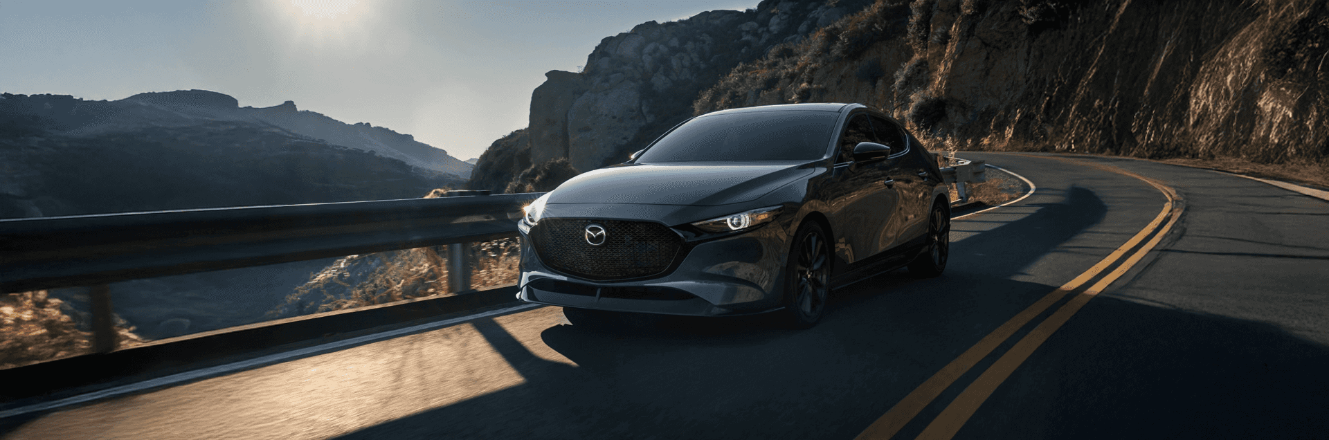 1920x636 Mazda3