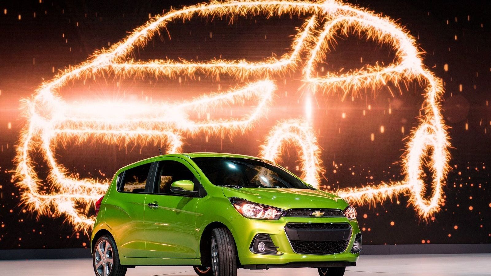 1600x900 Chevrolet Spark Video Preview