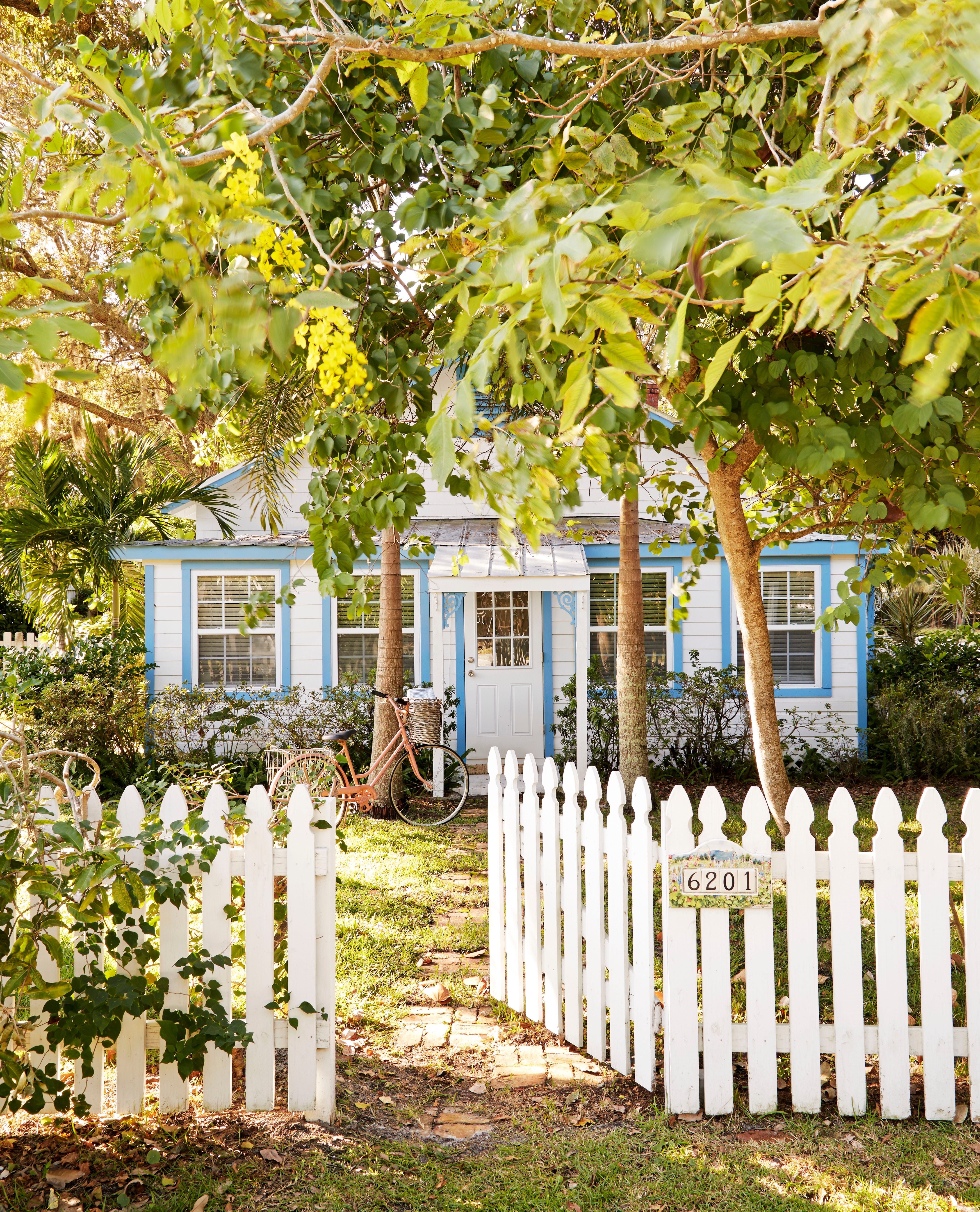 4350x5380 White Picket Fence Ideas of White Picket Fence Houses