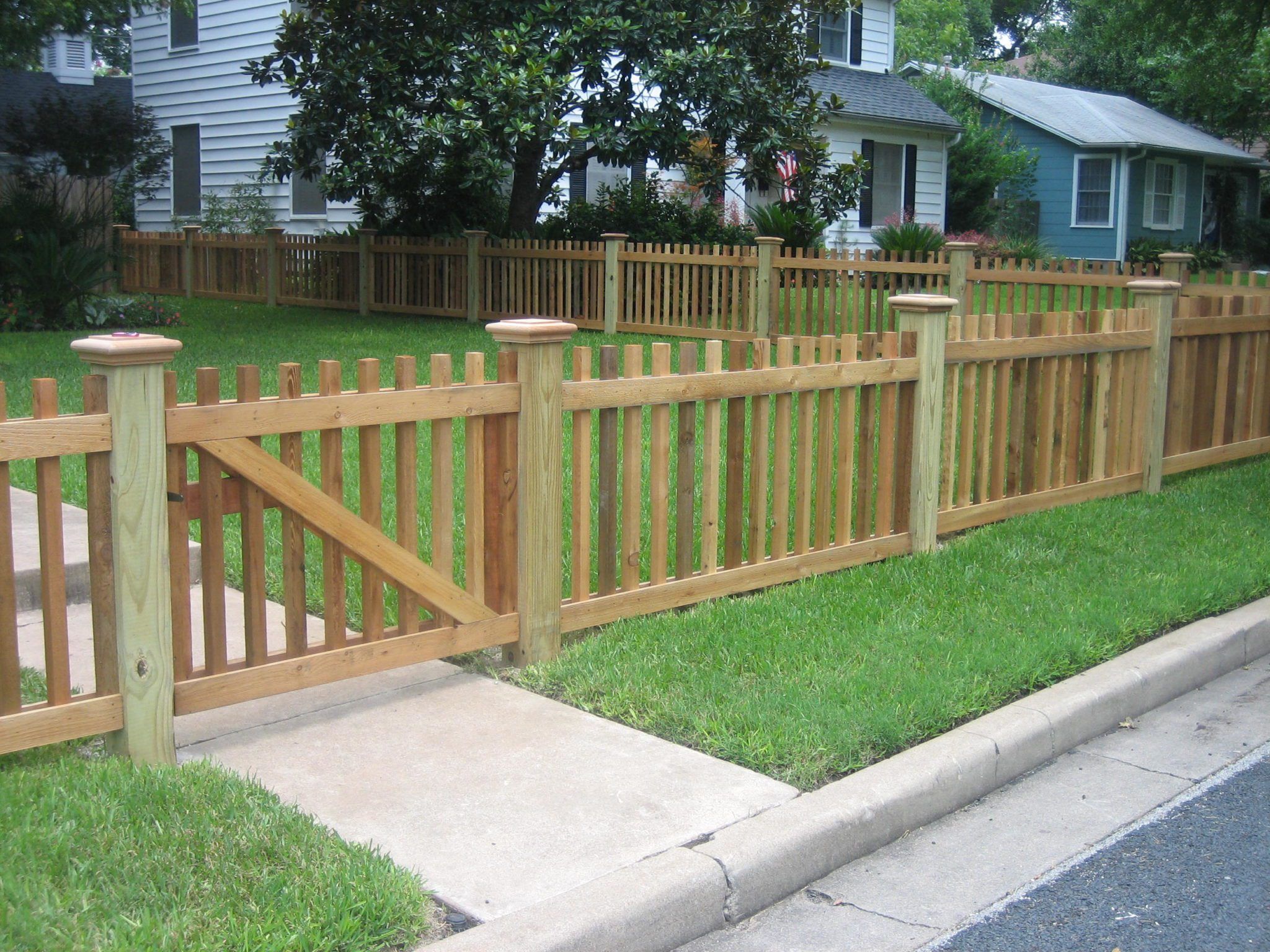 2048x1536 Types of Picket Fences • Sierra Fence