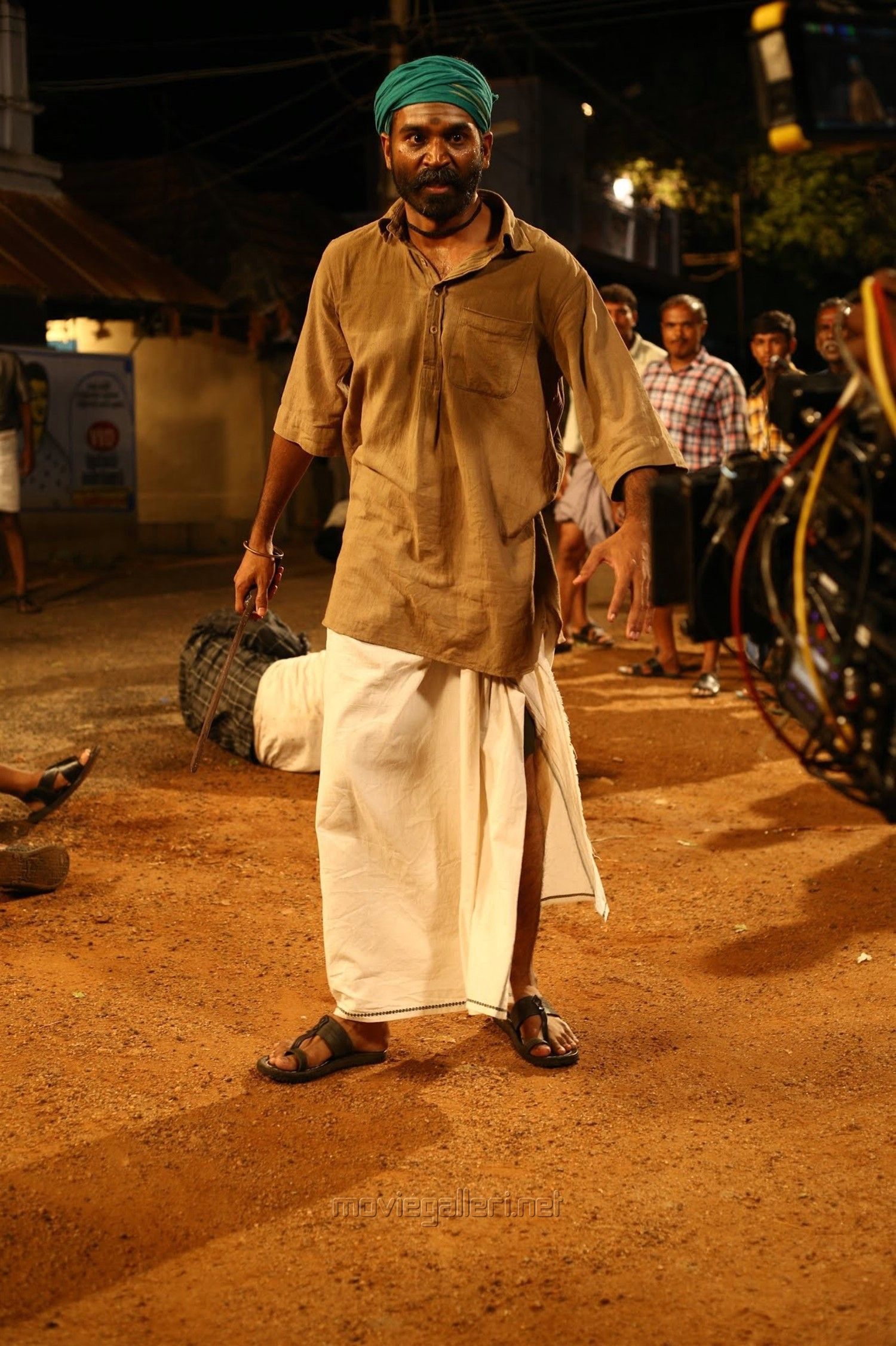 1500x2251 Asuran Dhanush Wallpaper