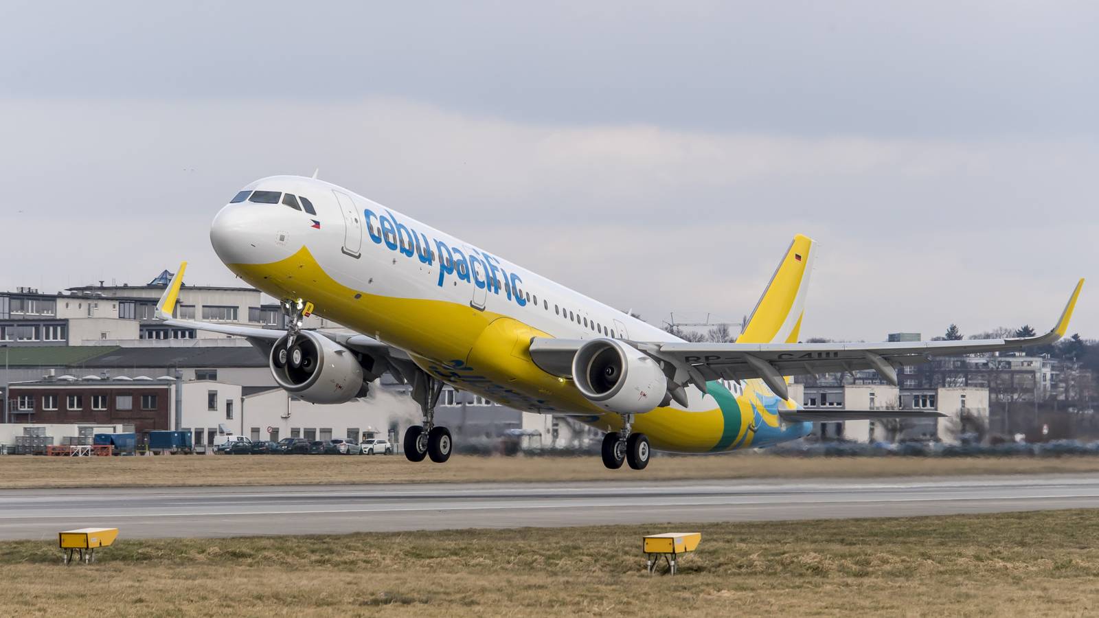 1600x900 Cebu Pacific Welcomes Its 250 Millionth Passenger Onboard