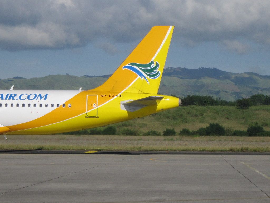 1024x768 TAIL OF CEBU PACIFIC