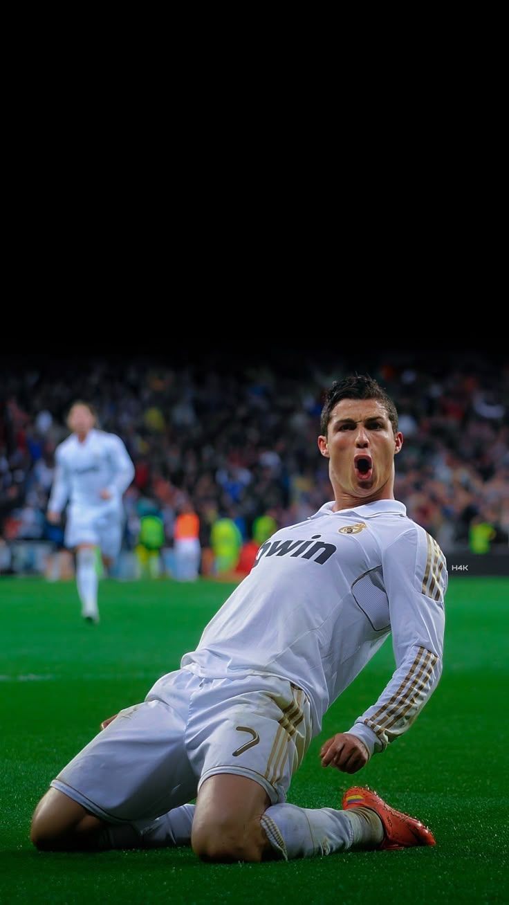 736x1308 Ronaldo slide. Ronaldo wallpaper real madrid, Cristiano ronaldo wallpaper, Football ronaldo