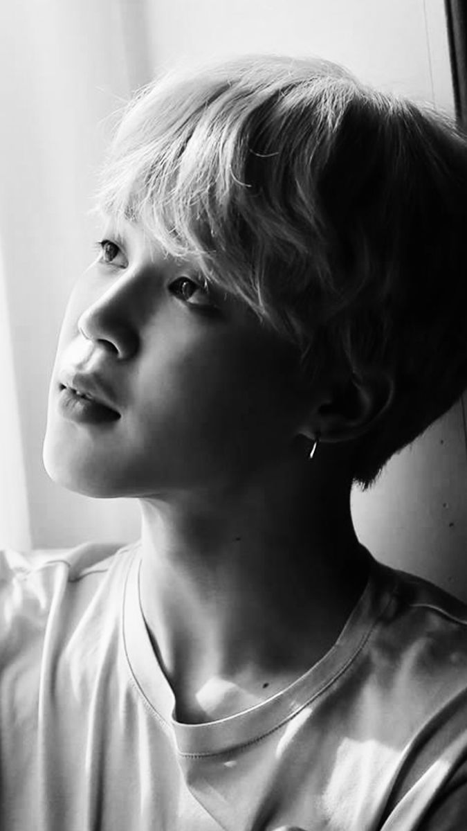 675x1200 Jimin black and white wallpaper. Jimin black and white hair, Black white pics, Park jimin picture
