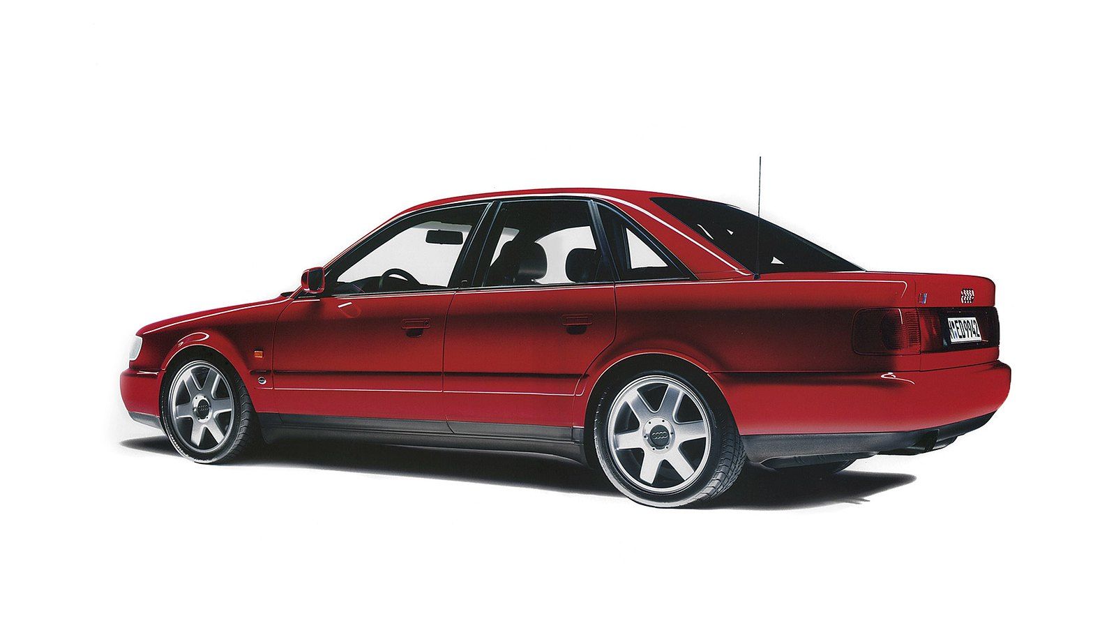 1600x900 Audi (C4) S6 4.2 V8 Plus. Picture taken not by me, it was i