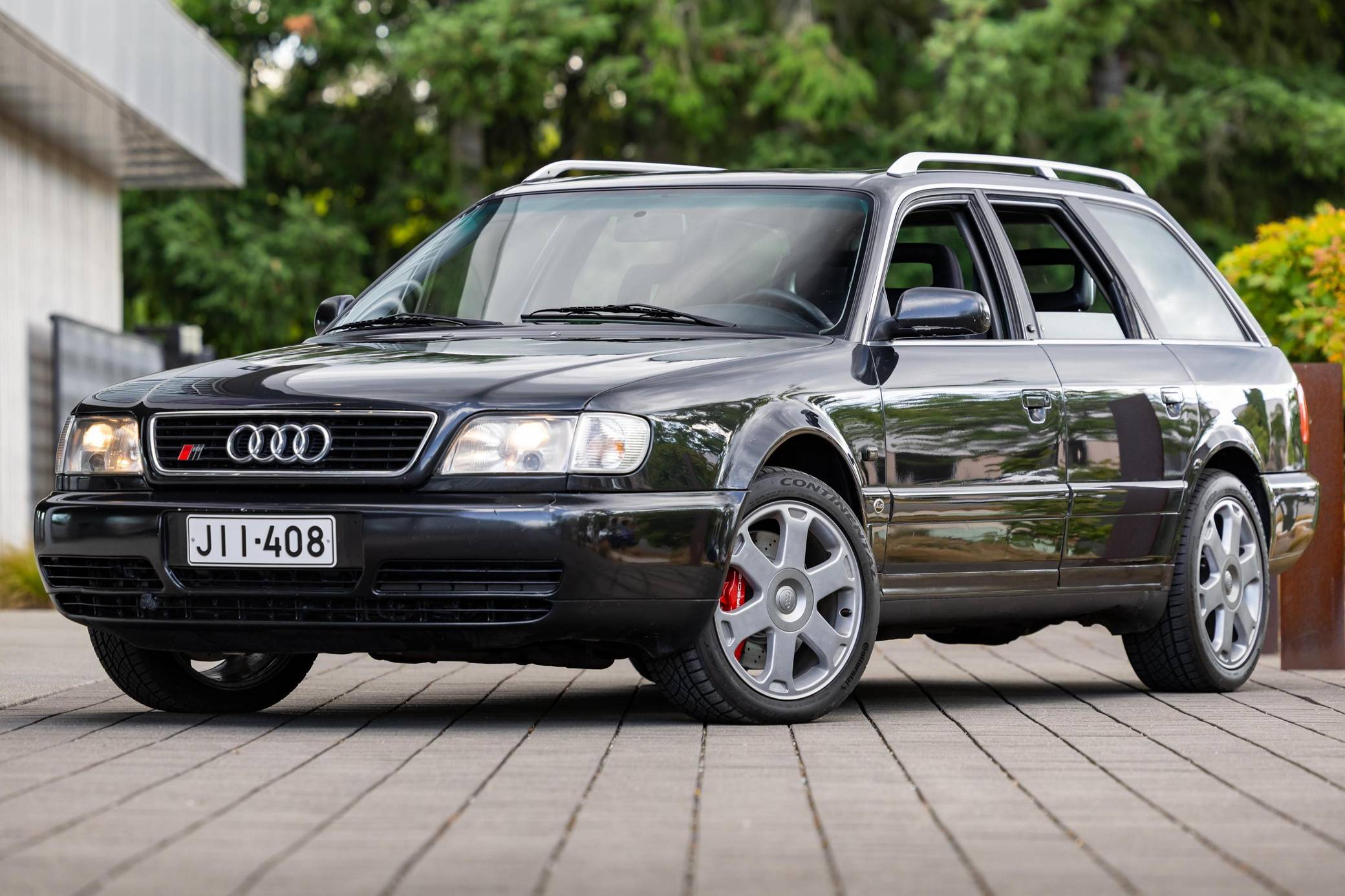 2080x1386 Audi S6 Avant VIN: WAUZZZ4AZSN095181 & Bids