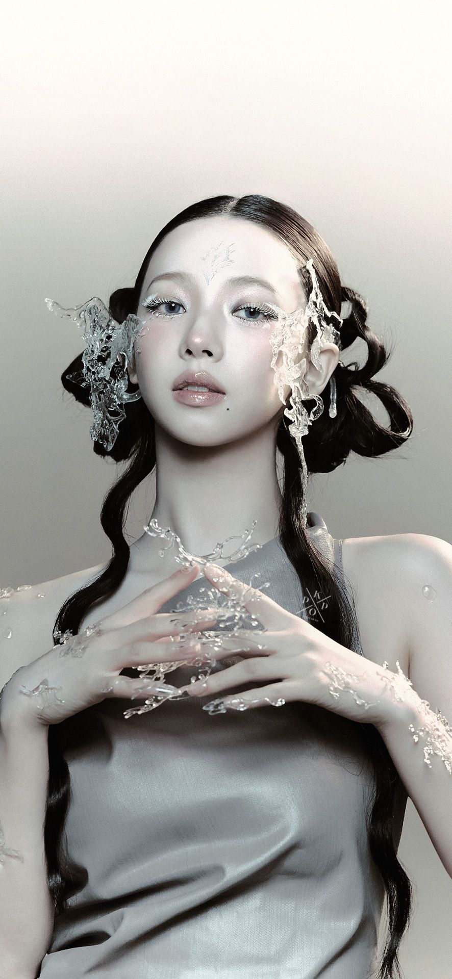 886x1920 Kpop Locks