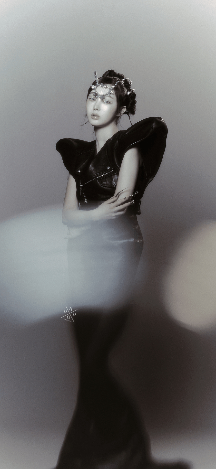 886x1920 Kpop Locks