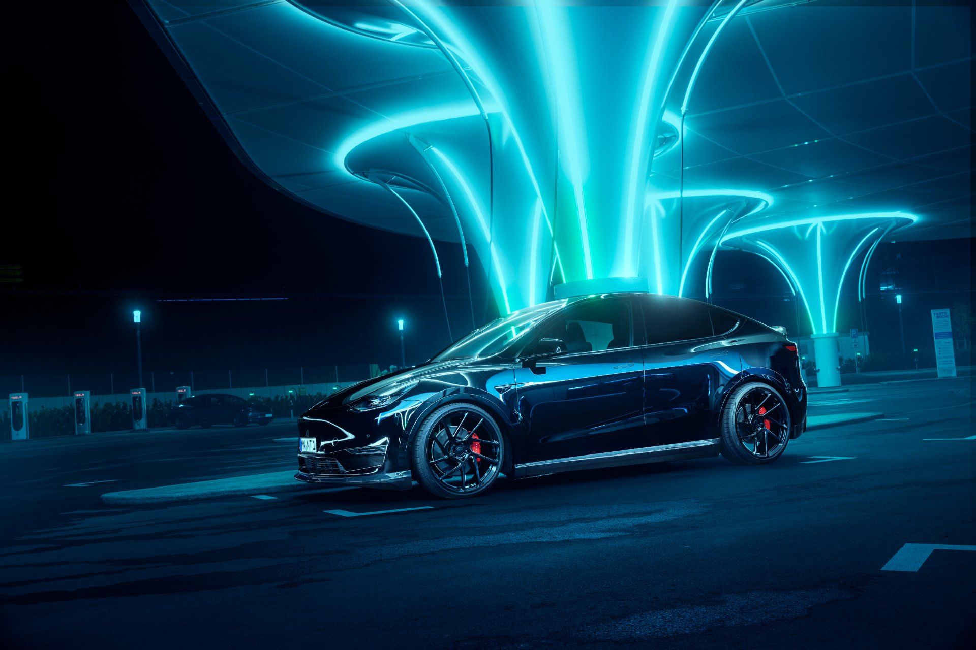 1920x1280 Download Vehicle Tesla Model Y 8k Ultra HD Wallpaperx6336