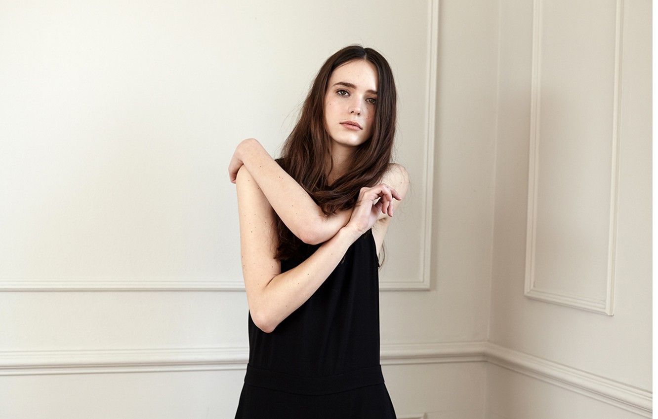 1332x850 Stacy Martin Wallpaper
