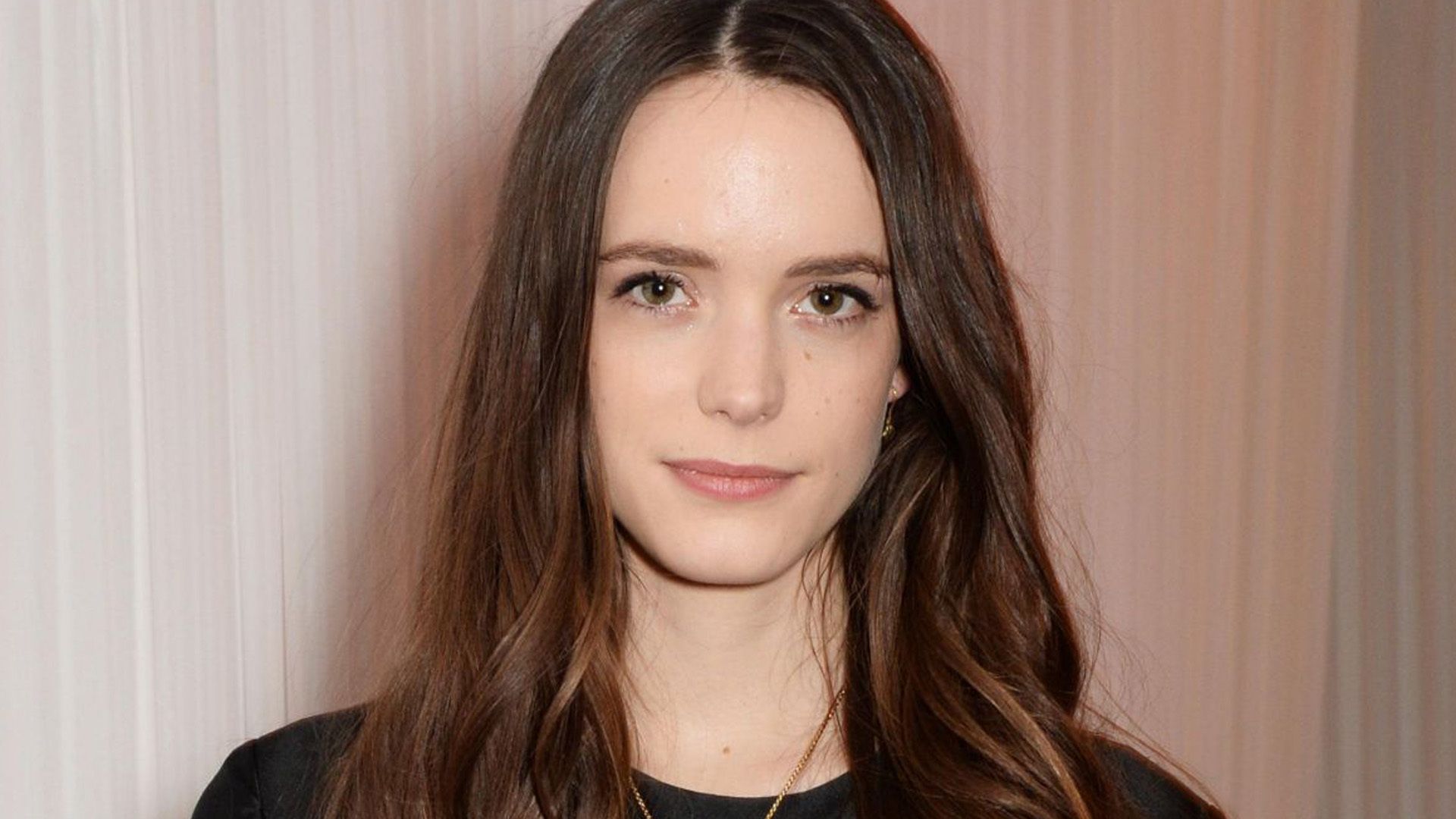 1920x1080 Stacy Martin Photo