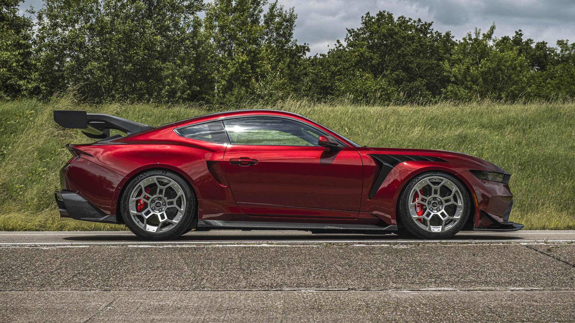 1920x1080 Wild 800hp Ford Mustang GTD makes Le Mans debut