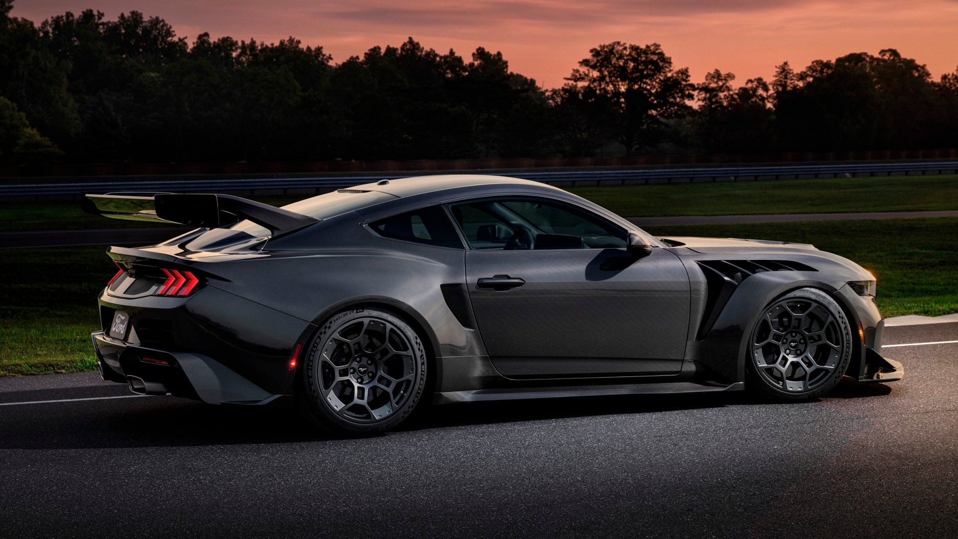 1920x1080 You Can Get A Ford Mustang GTD In Fully Naked Carbon Fiber Now