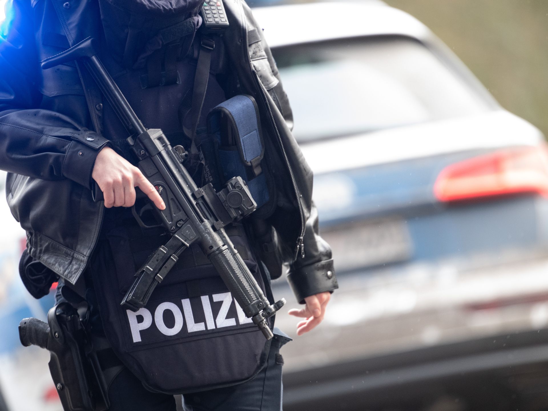 1920x1440 Two German police officers shot dead 'by poachers' during traffic stop as cops issue warning not to pick up hitchhikers