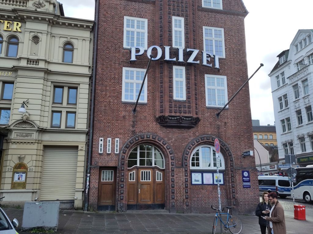 1024x768 The Davidwache, Germany's Most Famous Police Station Hamburg Self Guided Audio Tour App VoiceMap