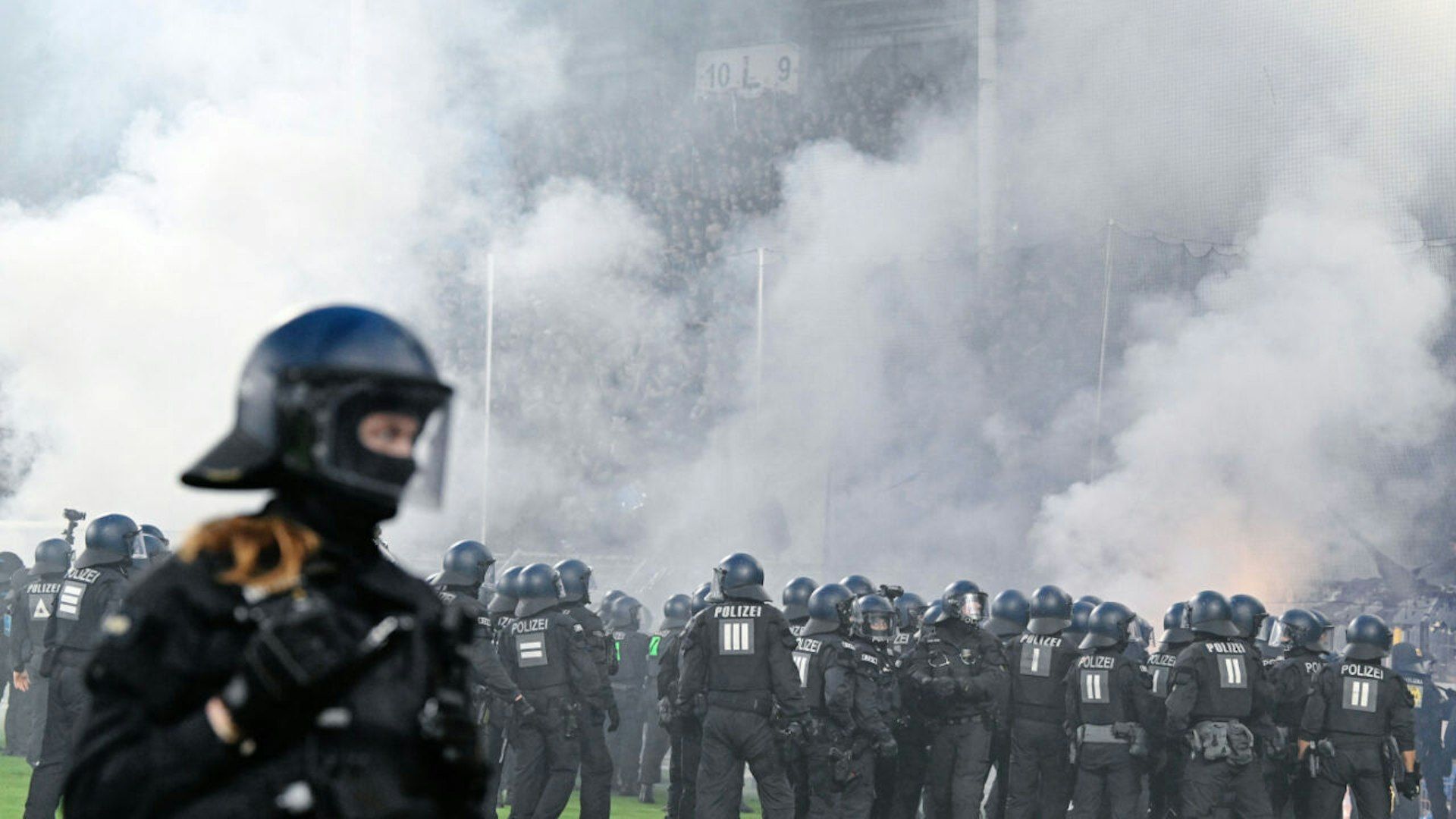 1920x1080 Police Officers Injured at Cup Derby in Germany
