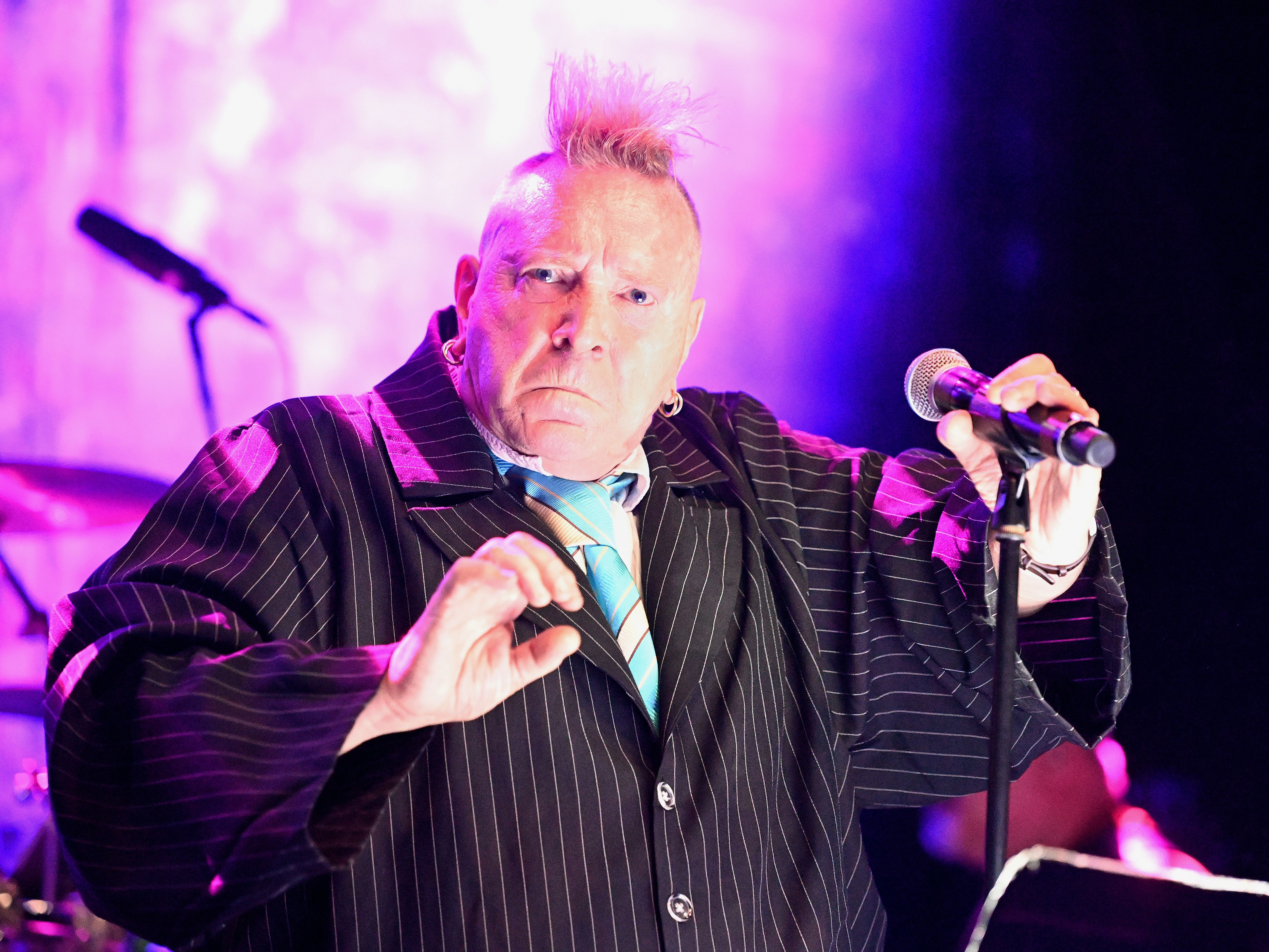 4949x3712 Sex Pistols' John Lydon Says Kneecap 'Need a Bloody Good Kneecapping'