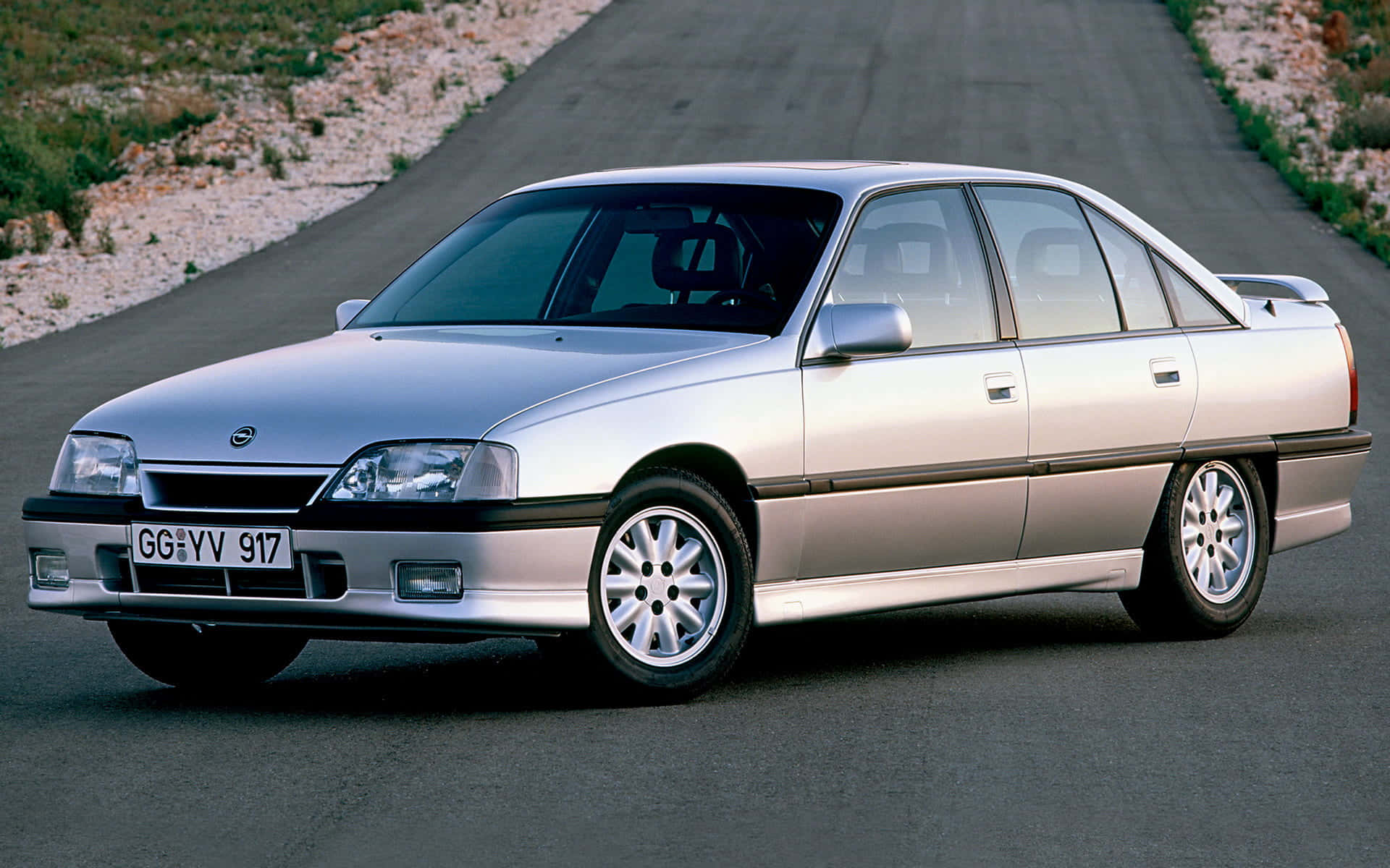 1920x1200 Opel Omega Wallpaper