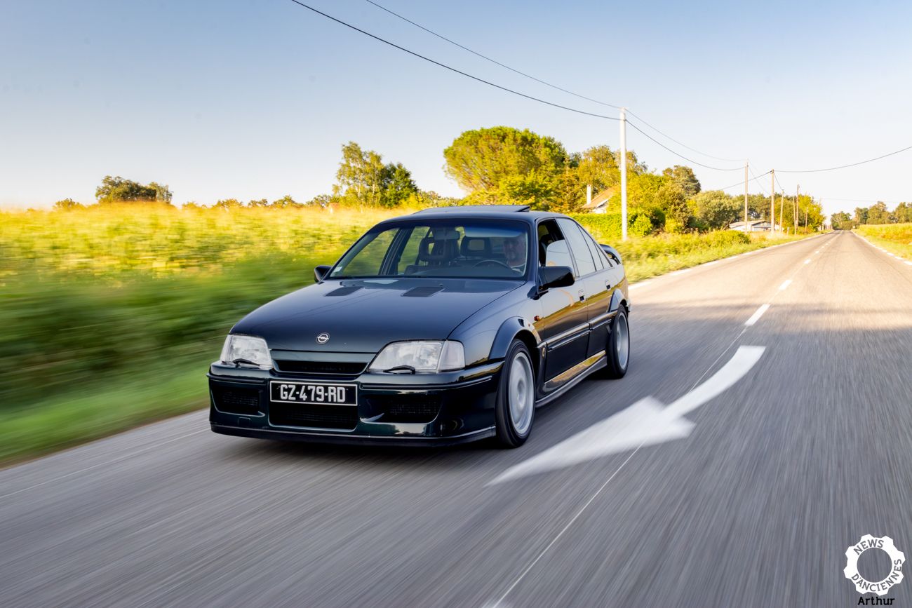 1300x867 Essai d'une Lotus Omega, une main de fer dans un gant de velours d'Anciennes