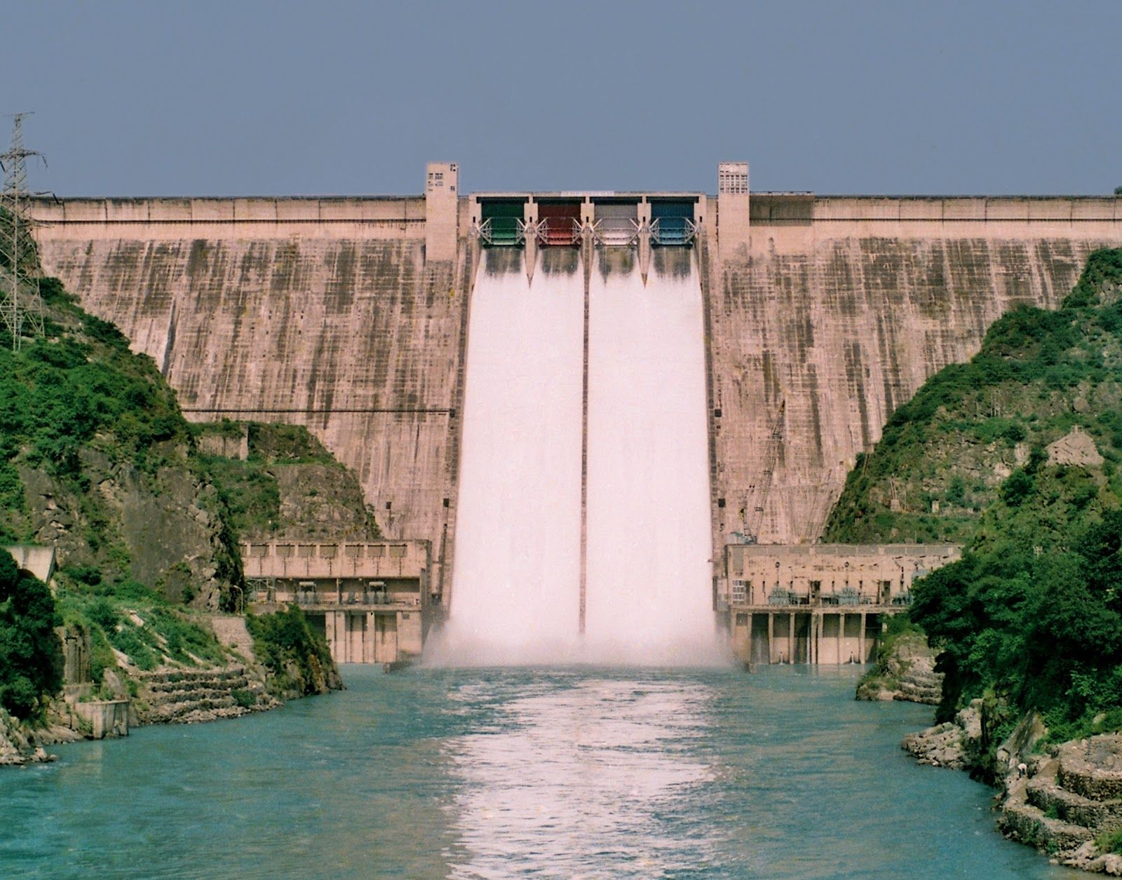 1600x1255 Bhakra Dam. Timings, History & Visitor Guide