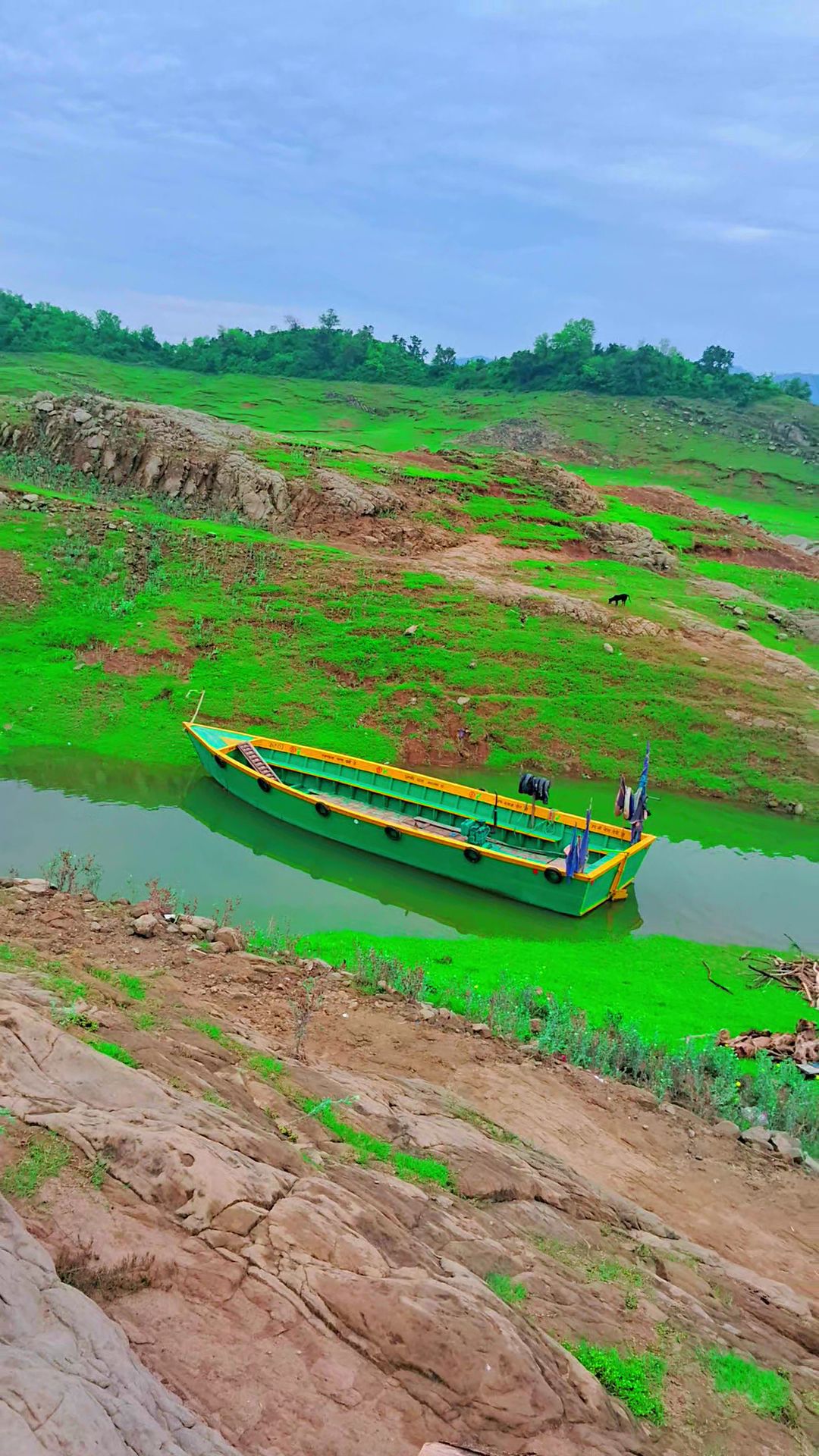 1080x1920 Bhakra Dam in Himachal Pradesh, India, open hours, photo spots, things to do. WanderBoat AI Trip Planner