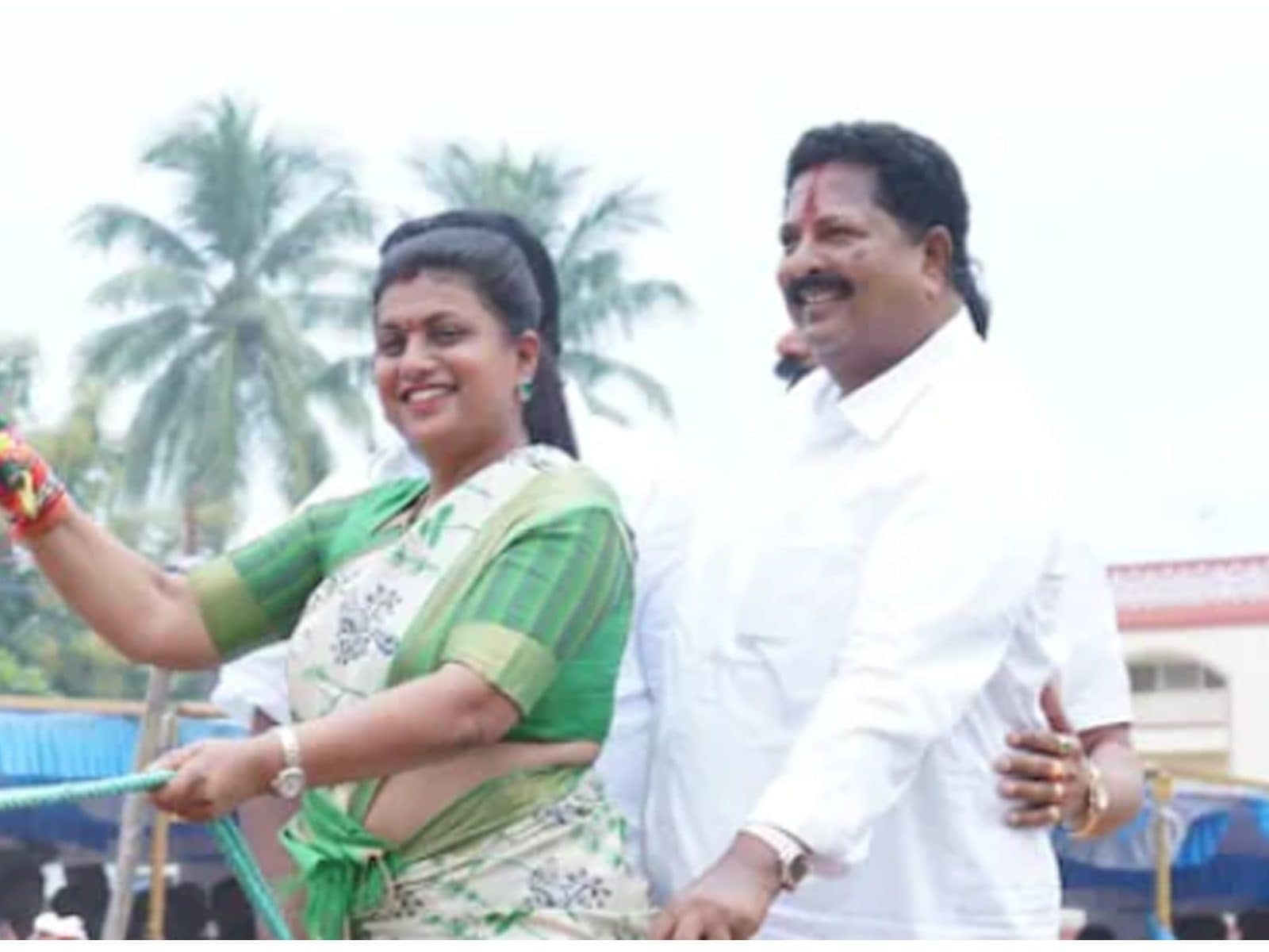 1600x1200 Happy Birthday, Roja Selvamani: Interesting Facts About Actress Turned Politician