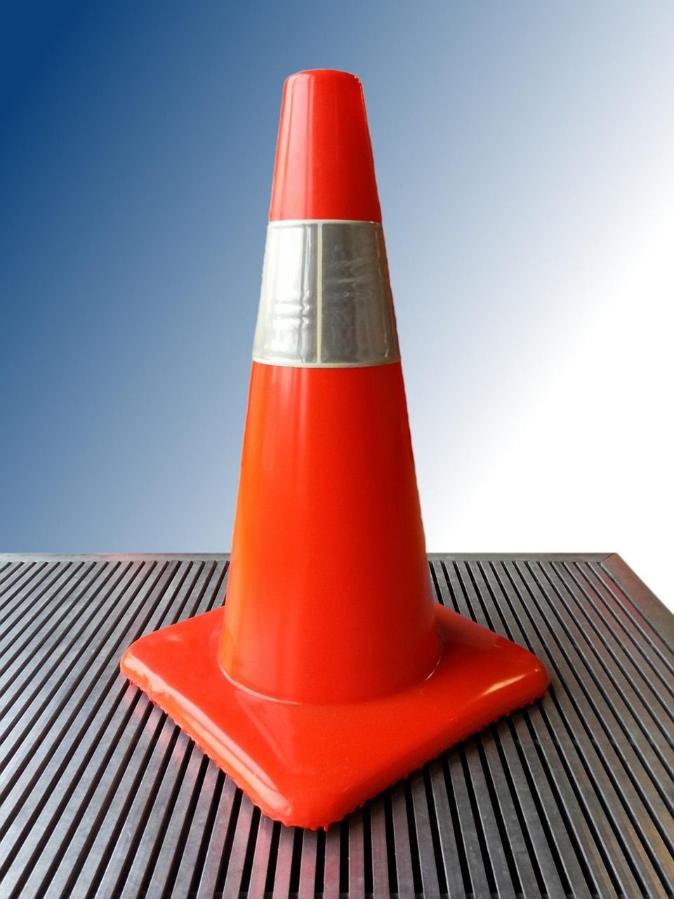 960x1280 Free Safety Cone & Traffic Cone Image