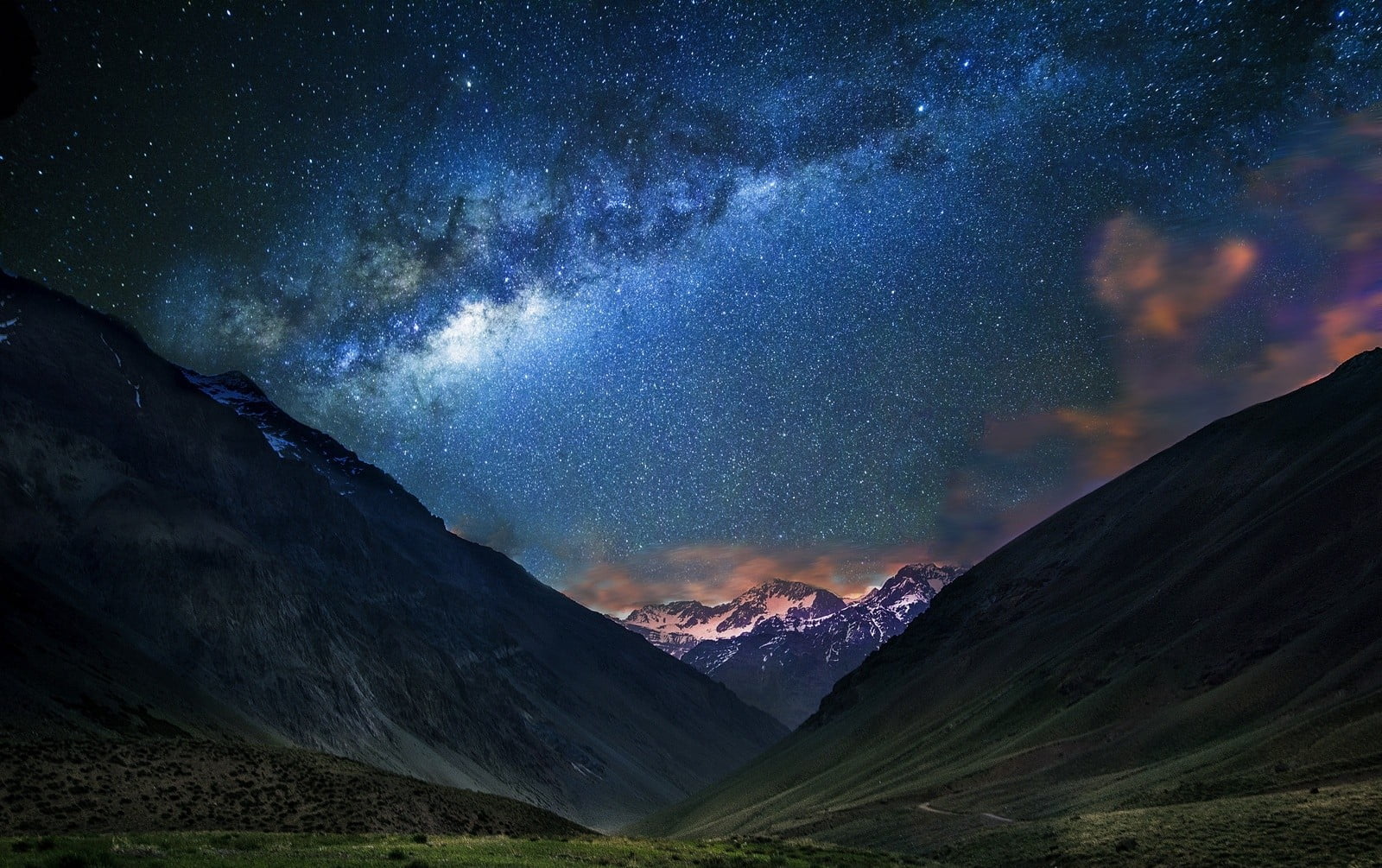 1600x1005 Mountain during nighttime, landscape, nature, mountains, starry night HD wallpaper