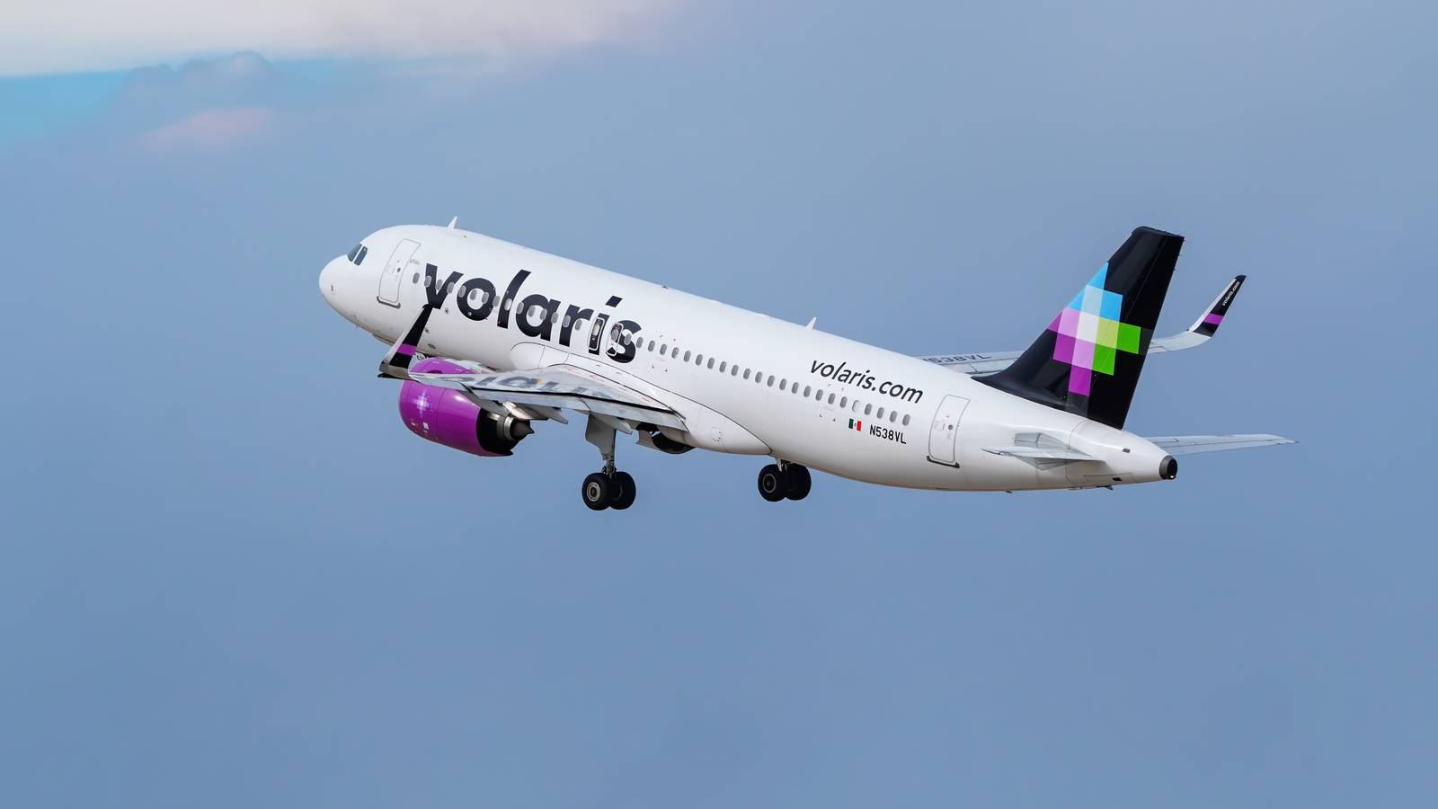 1600x900 Denver International Airport Celebrates 11 Years Of Volaris' Mexico City Flights