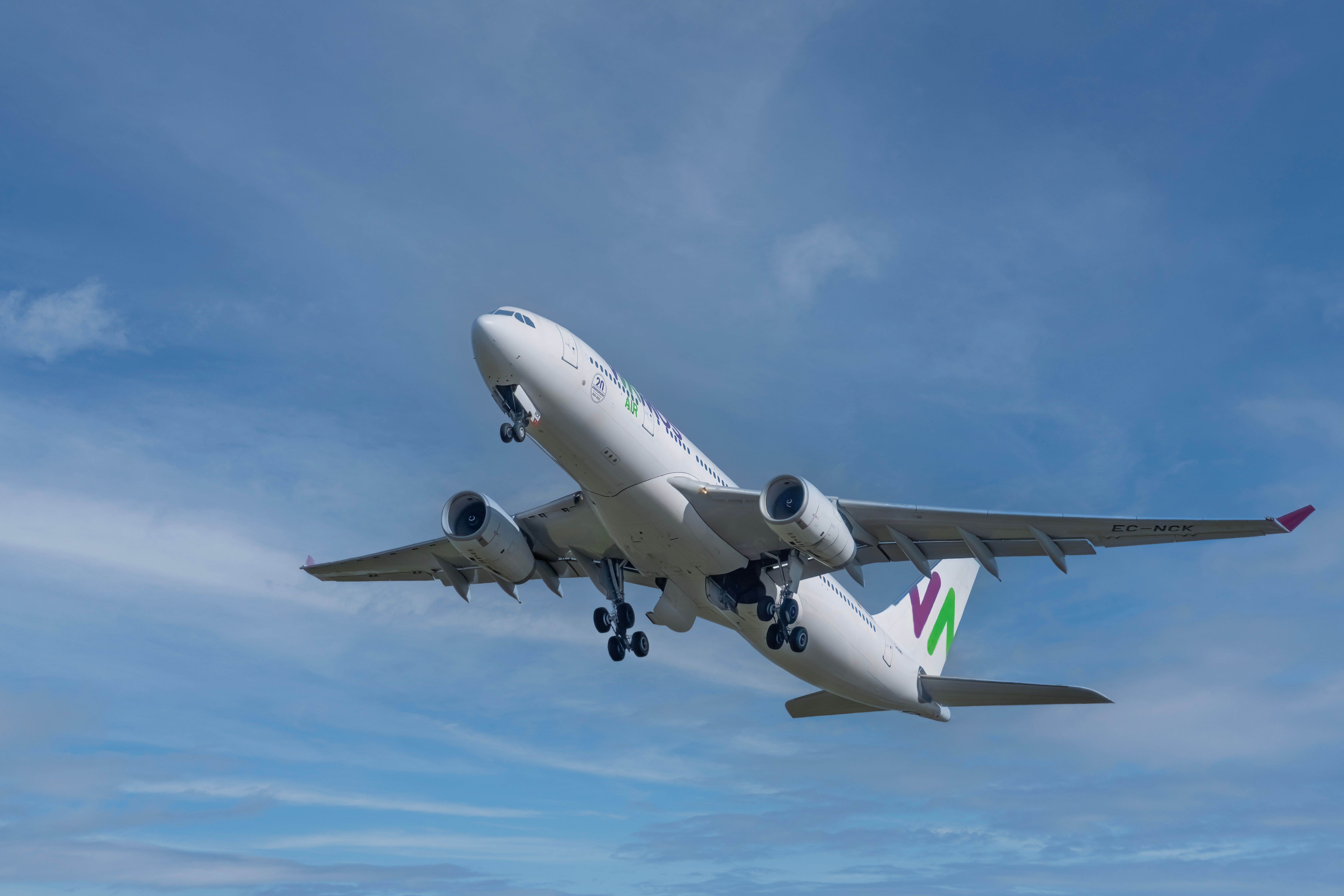 8256x5504 Volaris Photo, Download The BEST Free Volaris & HD Image