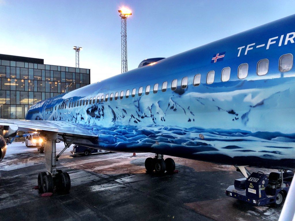 1024x768 Icelandair: Comparing Economy Comfort & Saga Class Cabins
