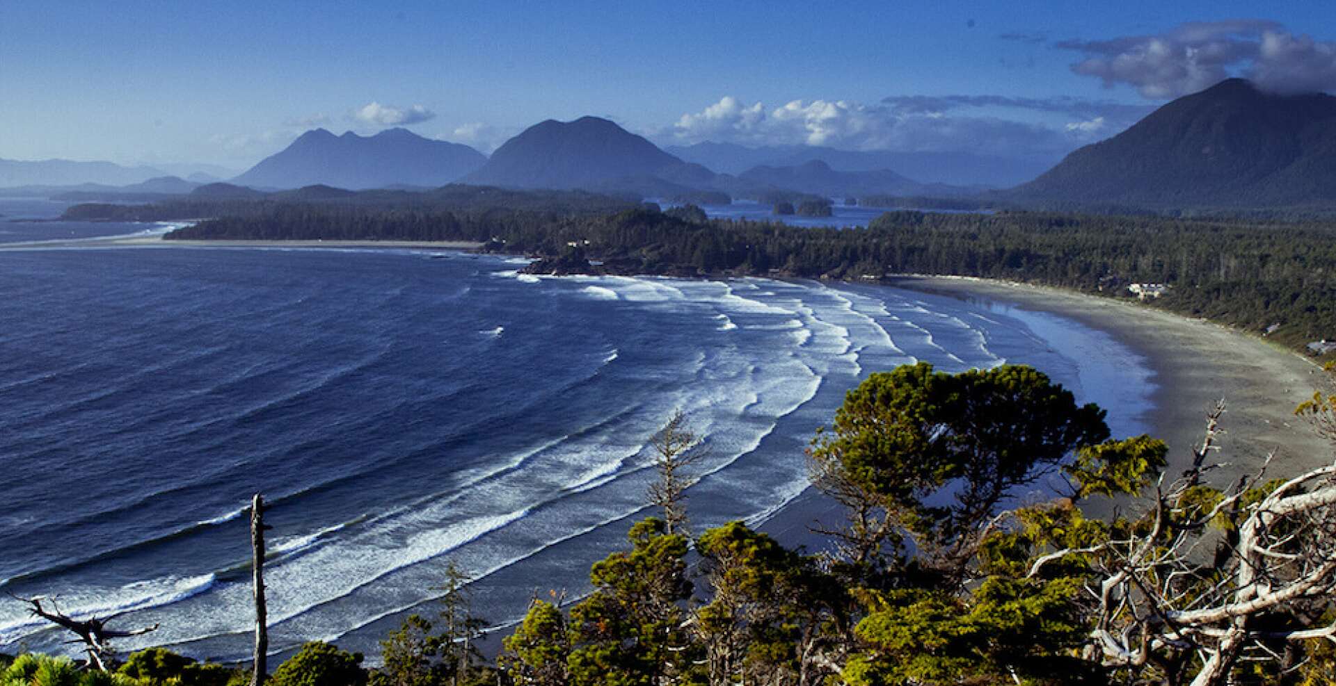 1920x987 Tofino Surf Guide: Seasons and Beaches