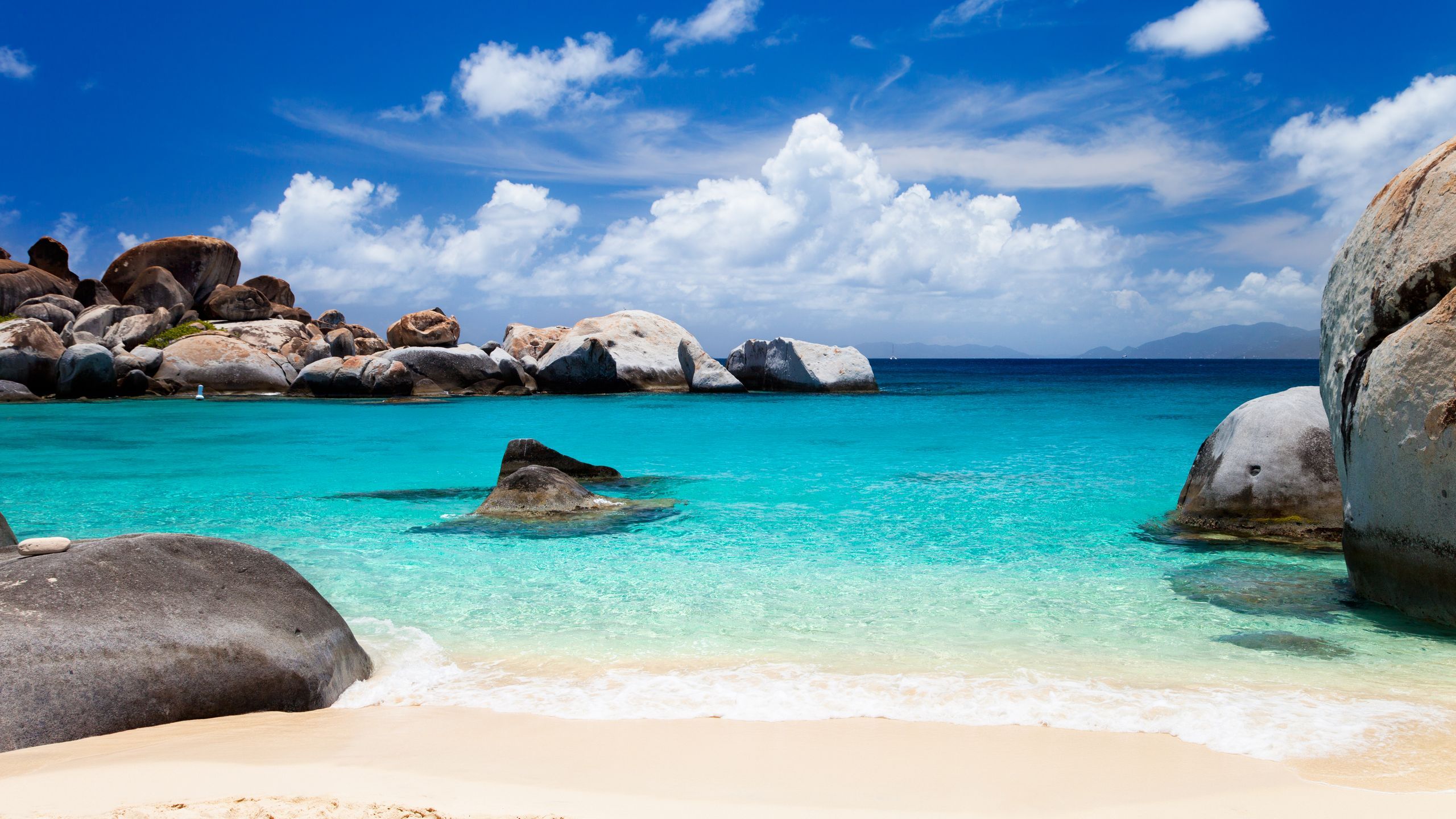2560x1440 Central America & Caribbean Travel Guide. Condé Nast Traveler