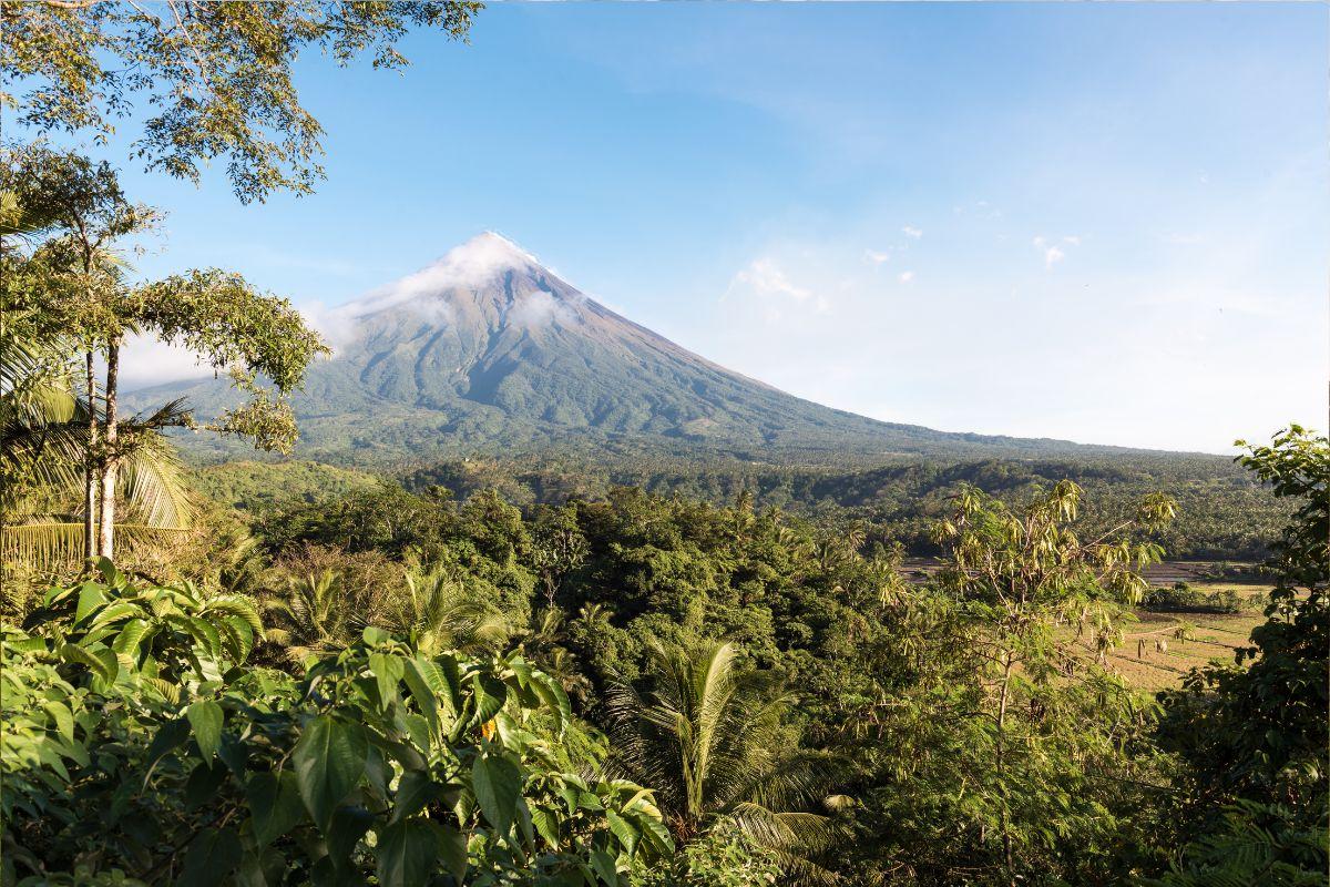 1200x800 Central America. The World Overload