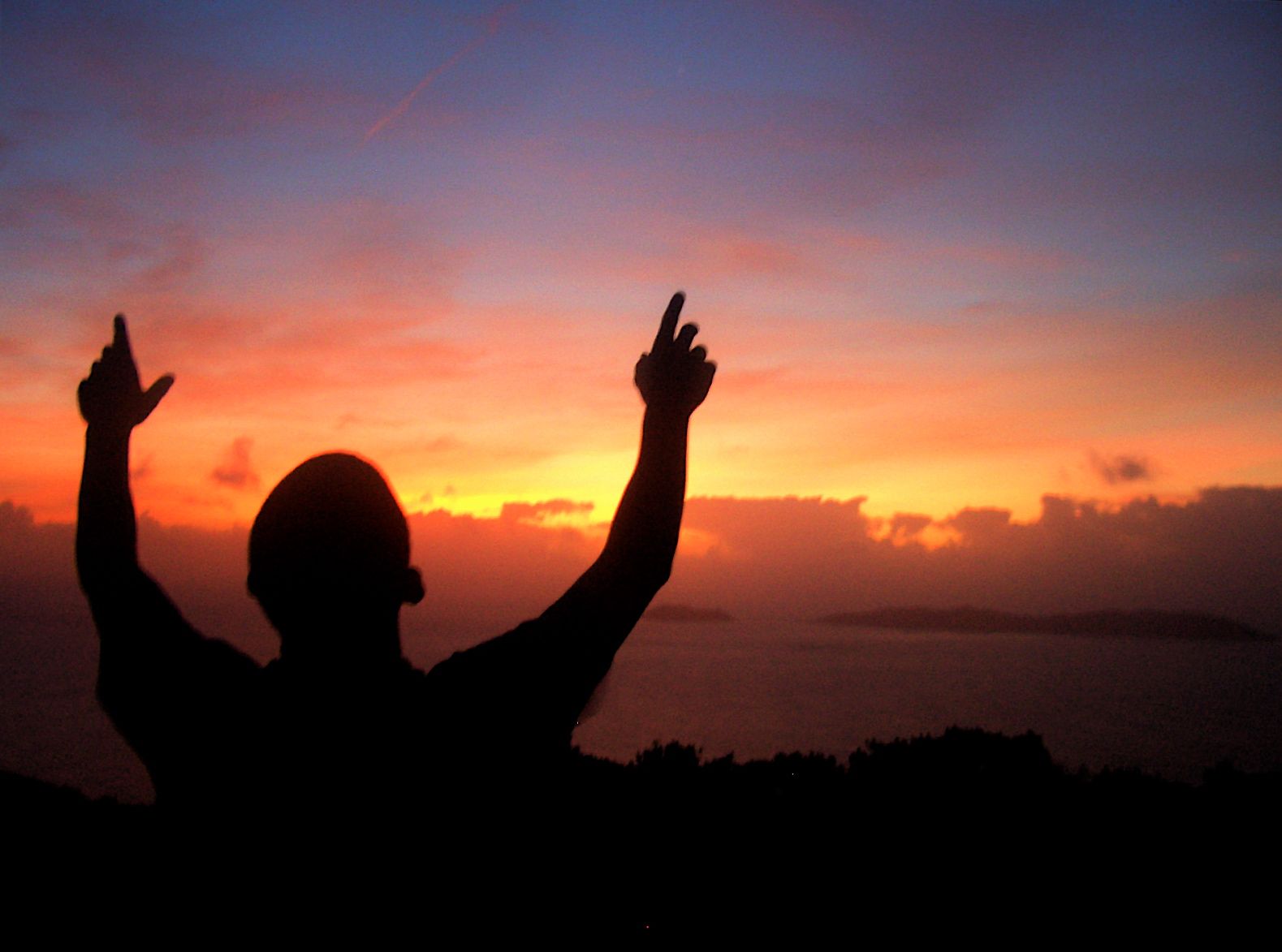 1579x1173 CONNECTING WITH GOD THROUGH WORSHIP