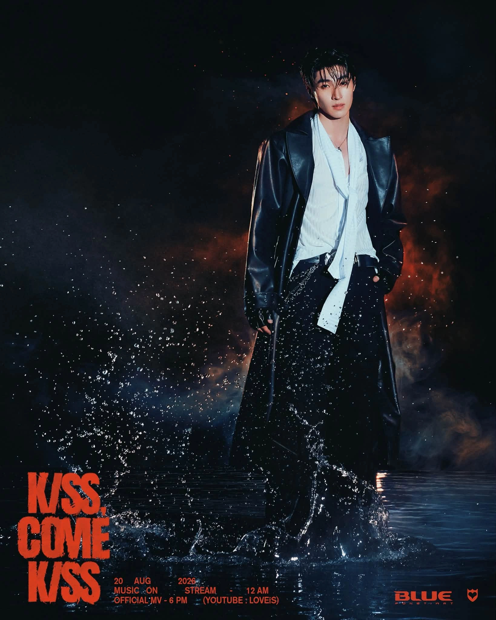1638x2048 Blue Pongtiwat