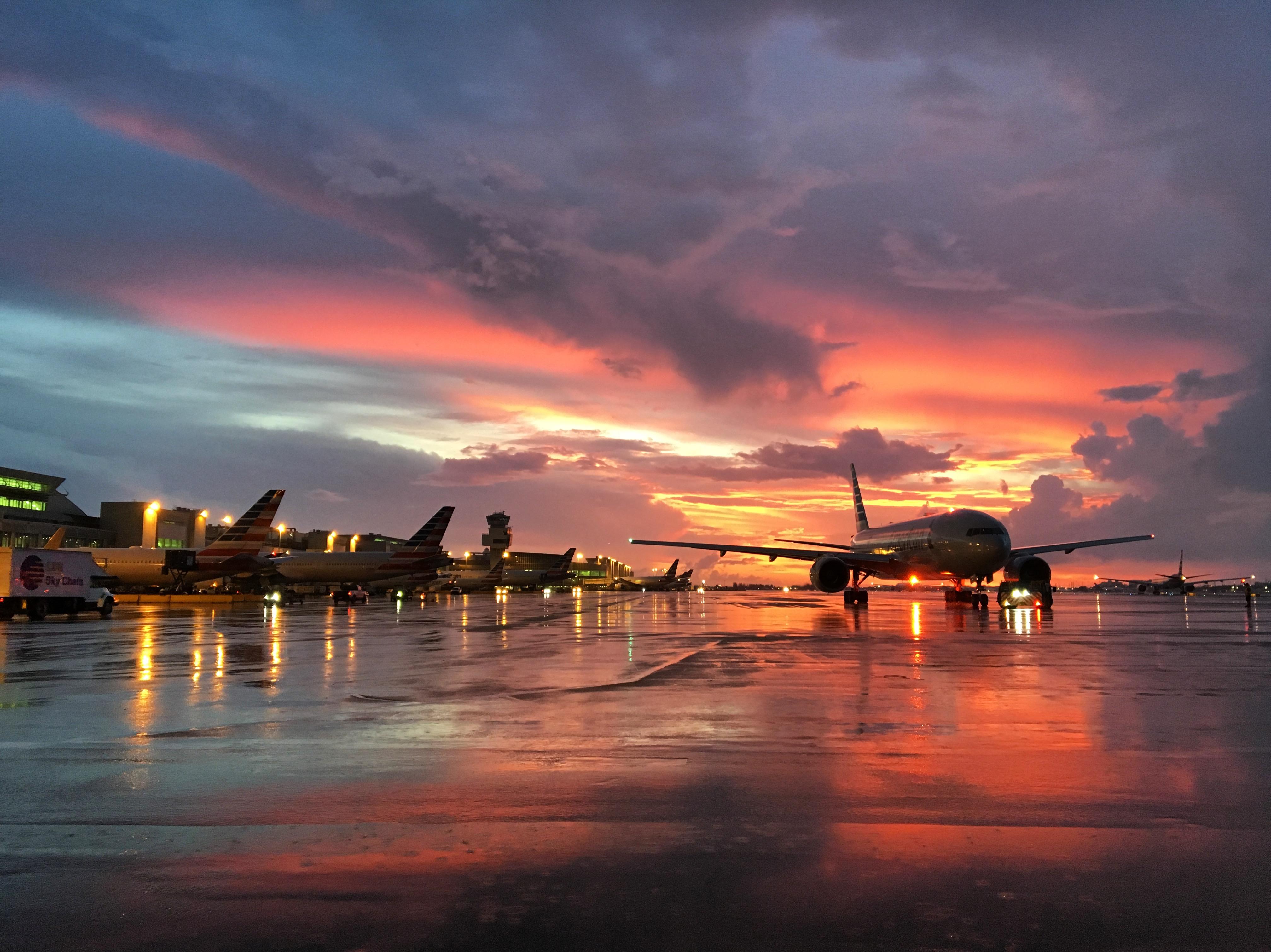 4032x3021 This evening at Miami International Airport