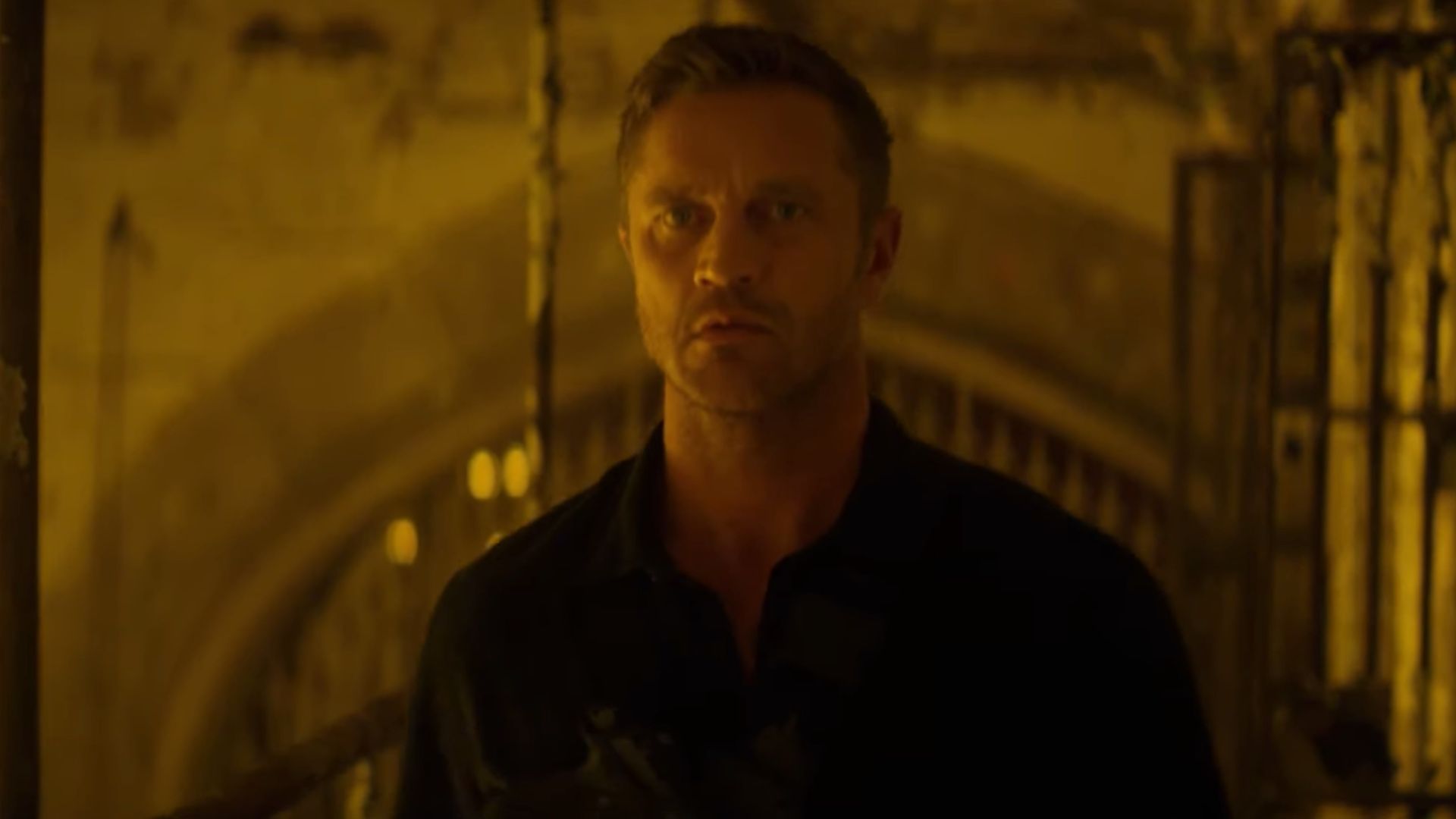 1920x1080 My Interview With Devon Sawa About ESCAPE PLAN: THE EXTRACTORS, My Childhood Crush on Him, and His Upcoming Projects