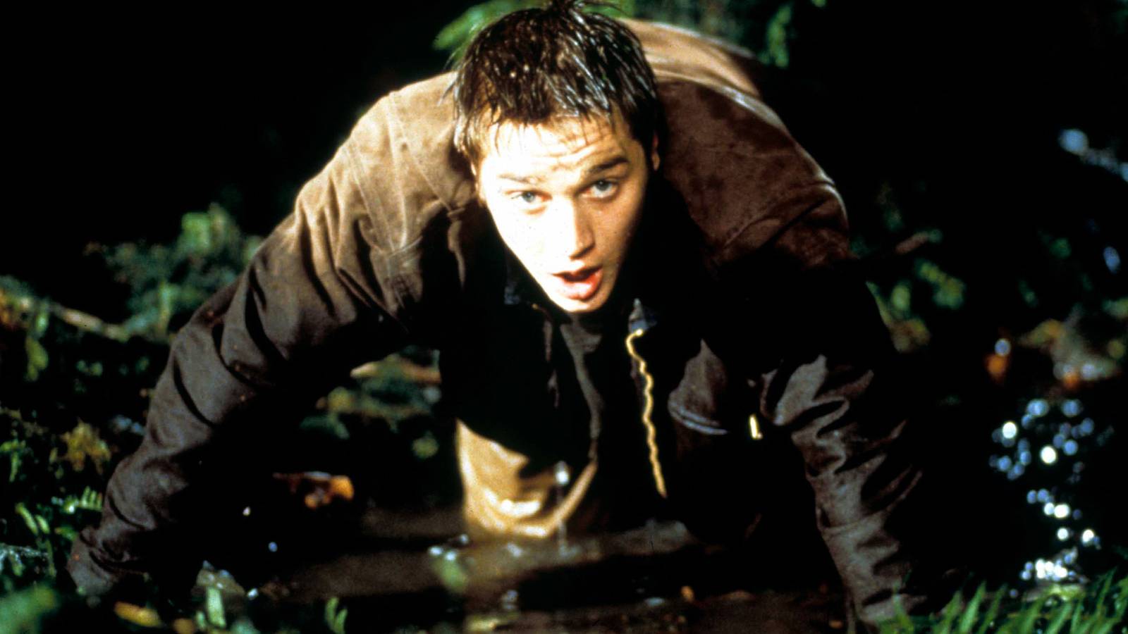 1600x900 Devon Sawa Is Living His Final Destination Fate as He Celebrates Movie's 20th Anniversary