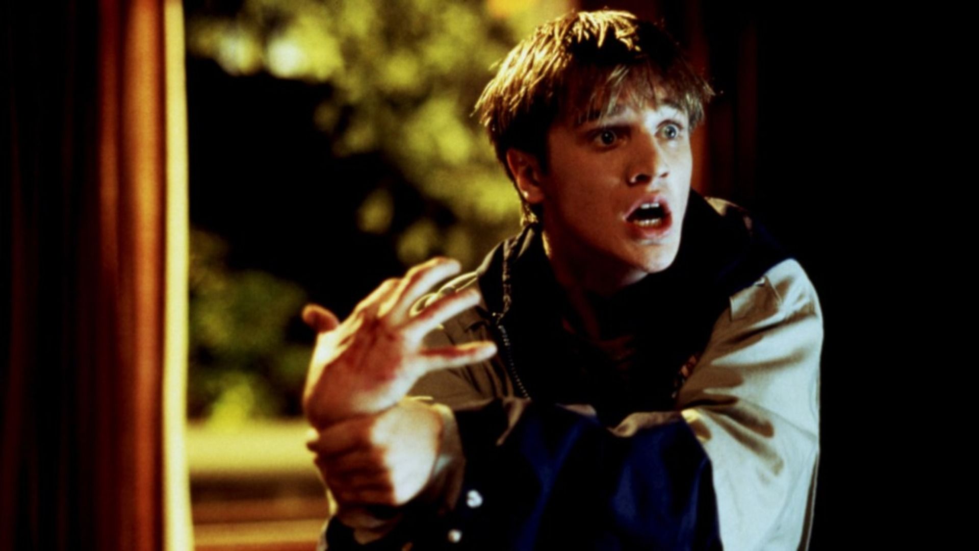 1920x1080 Devon Sawa Archives