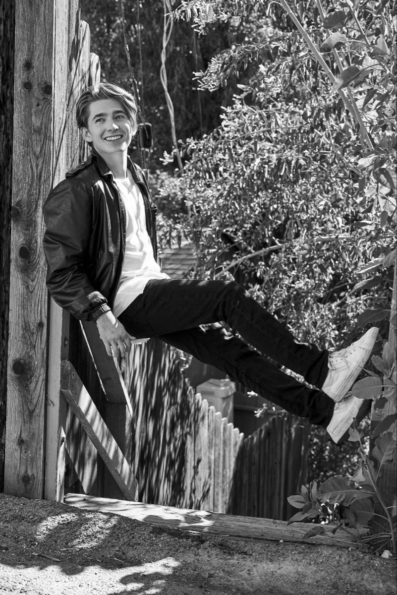 801x1200 Descubre 11 ideas de Austin abrams ♥️ y apps fotos. series y peliculas, hombre perfecto, novios y más