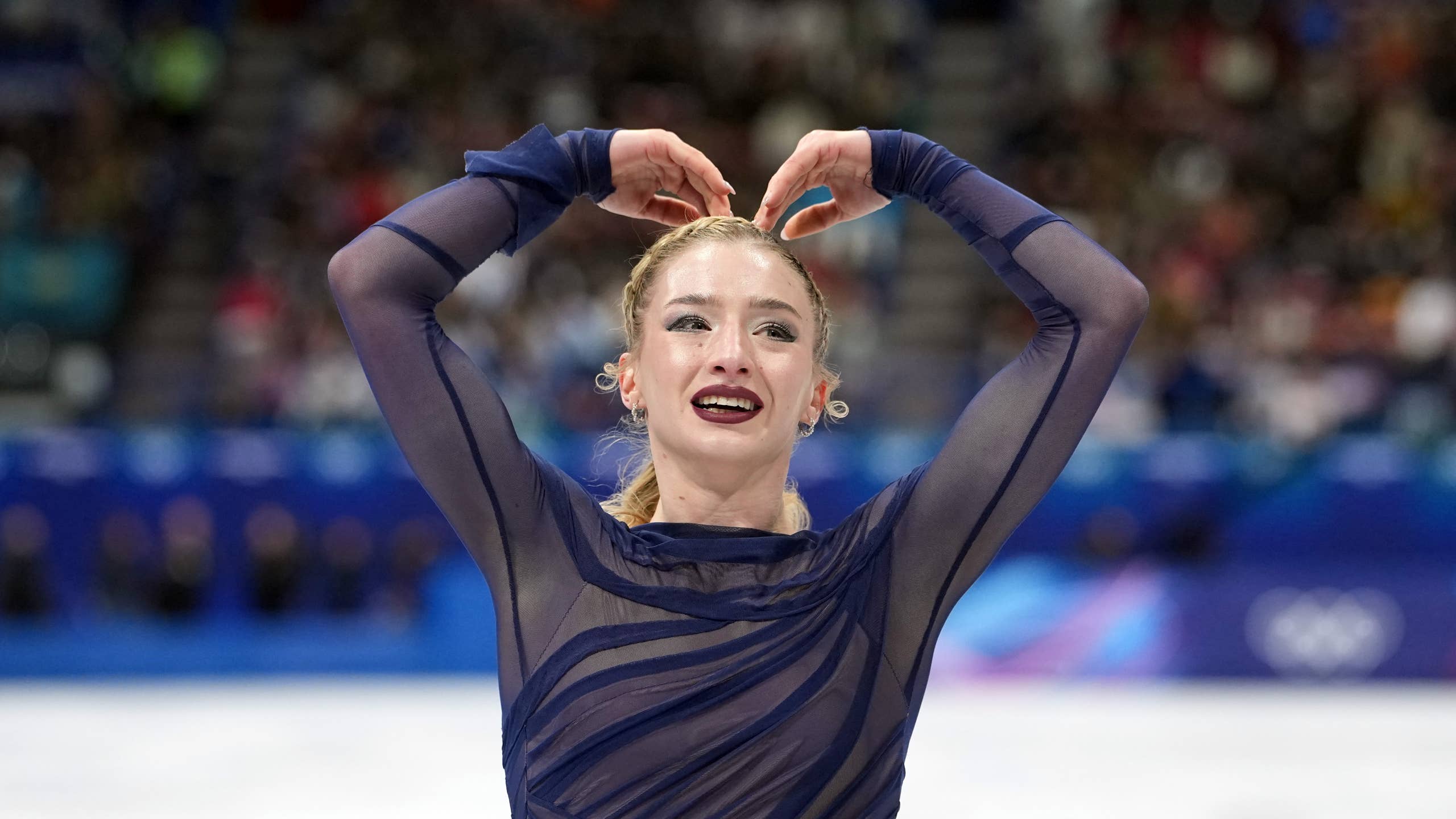 2560x1440 U.S. Figure Skater Amber Glenn Feeling Overwhelmed After Winter Olympics