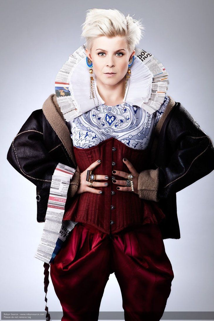 730x1095 Robyn Carlsson picture