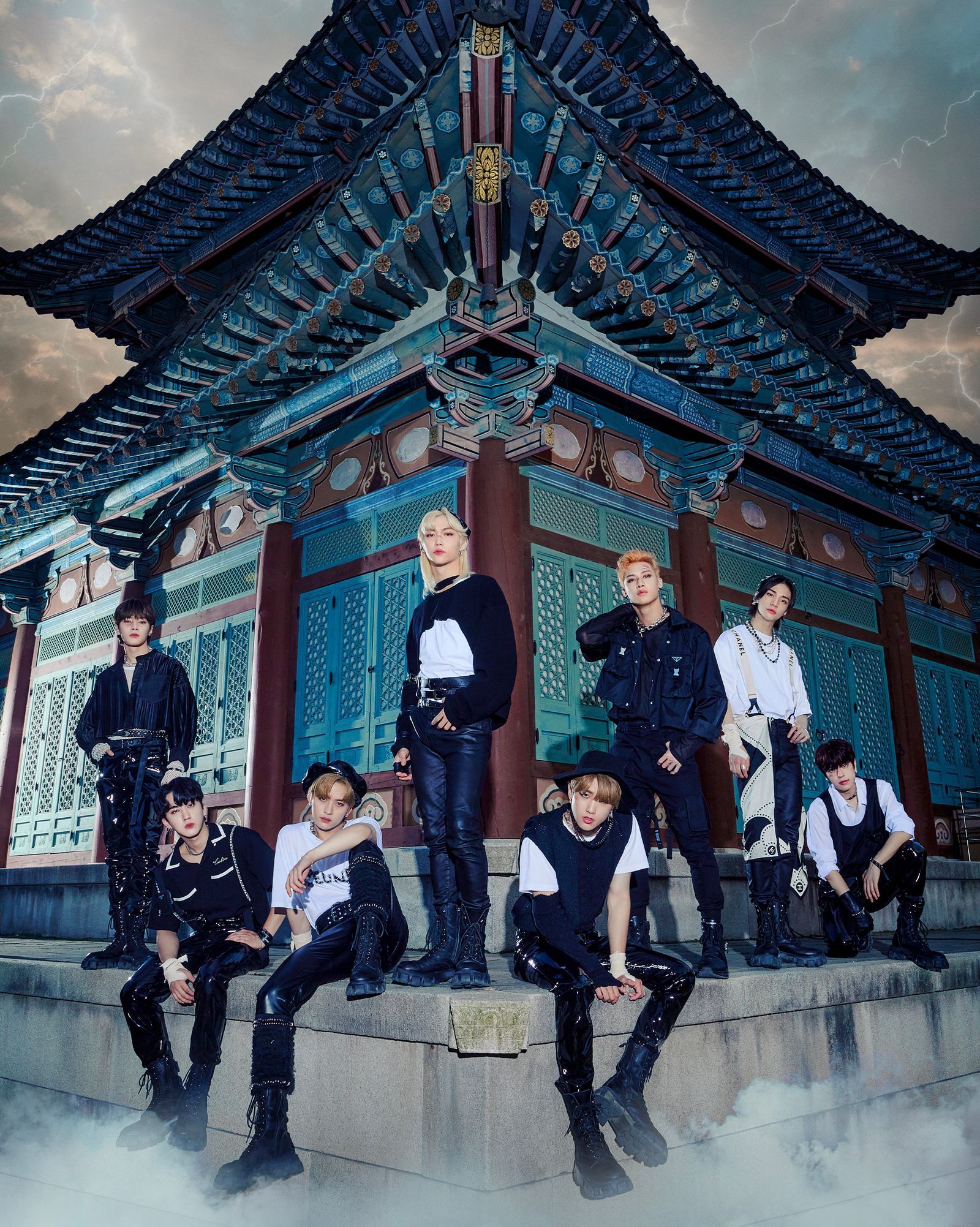 1600x2003 Stray Kids Talks New Album “NOEASY” & Embracing Their Noise Music Label
