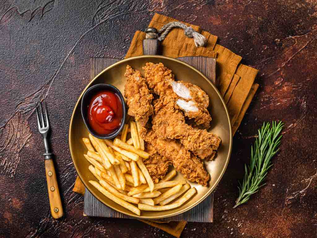 1024x768 Crispy Delights: Exploring Chicken Tenders and Fries