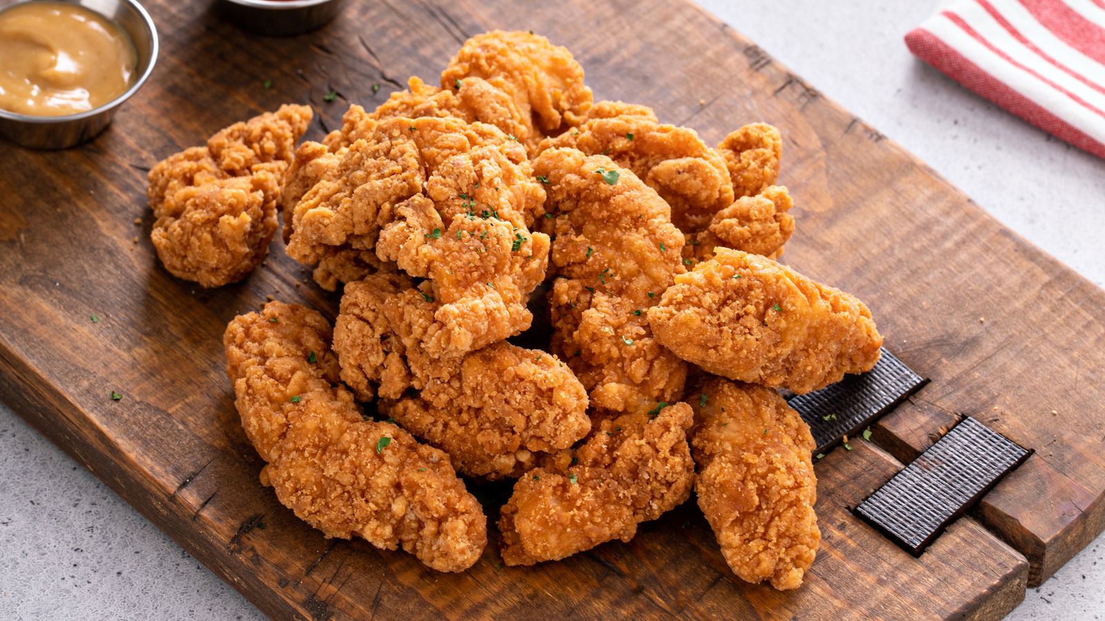 1600x900 There Is Actually A Difference Between Chicken Tenders And Fingers