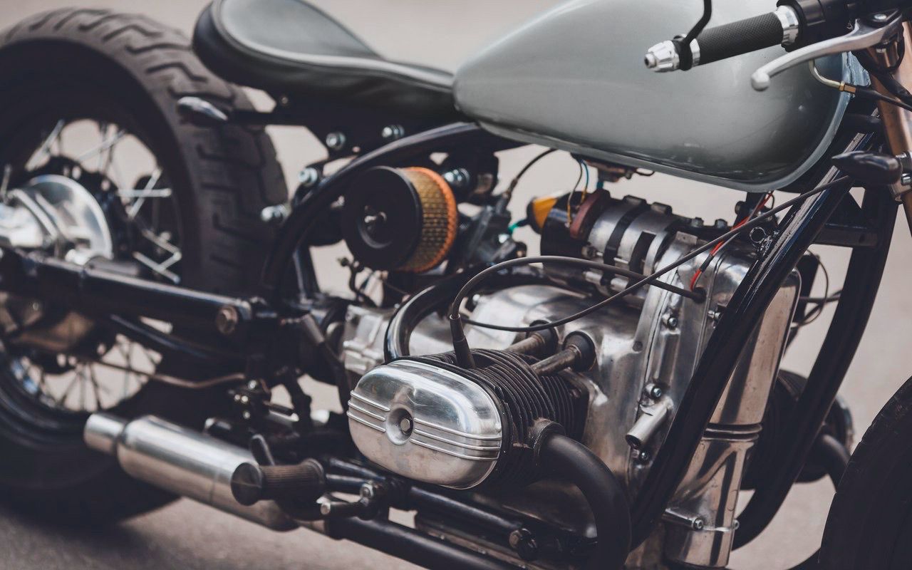 1280x800 Alena and 1973 Ural M66. bmw, ヴィンテージバイク, ドゥカティ・モンスター